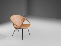 Scandinavian Round Wicker Chair with Metal Base in Rotan