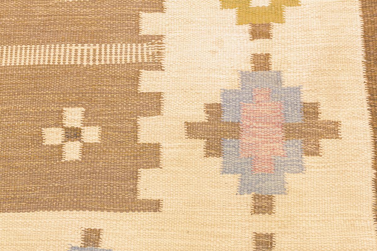Scandinavian Rug Geometric Design Mollaianrugs Collection In Good Condition For Sale In Ferrara, IT