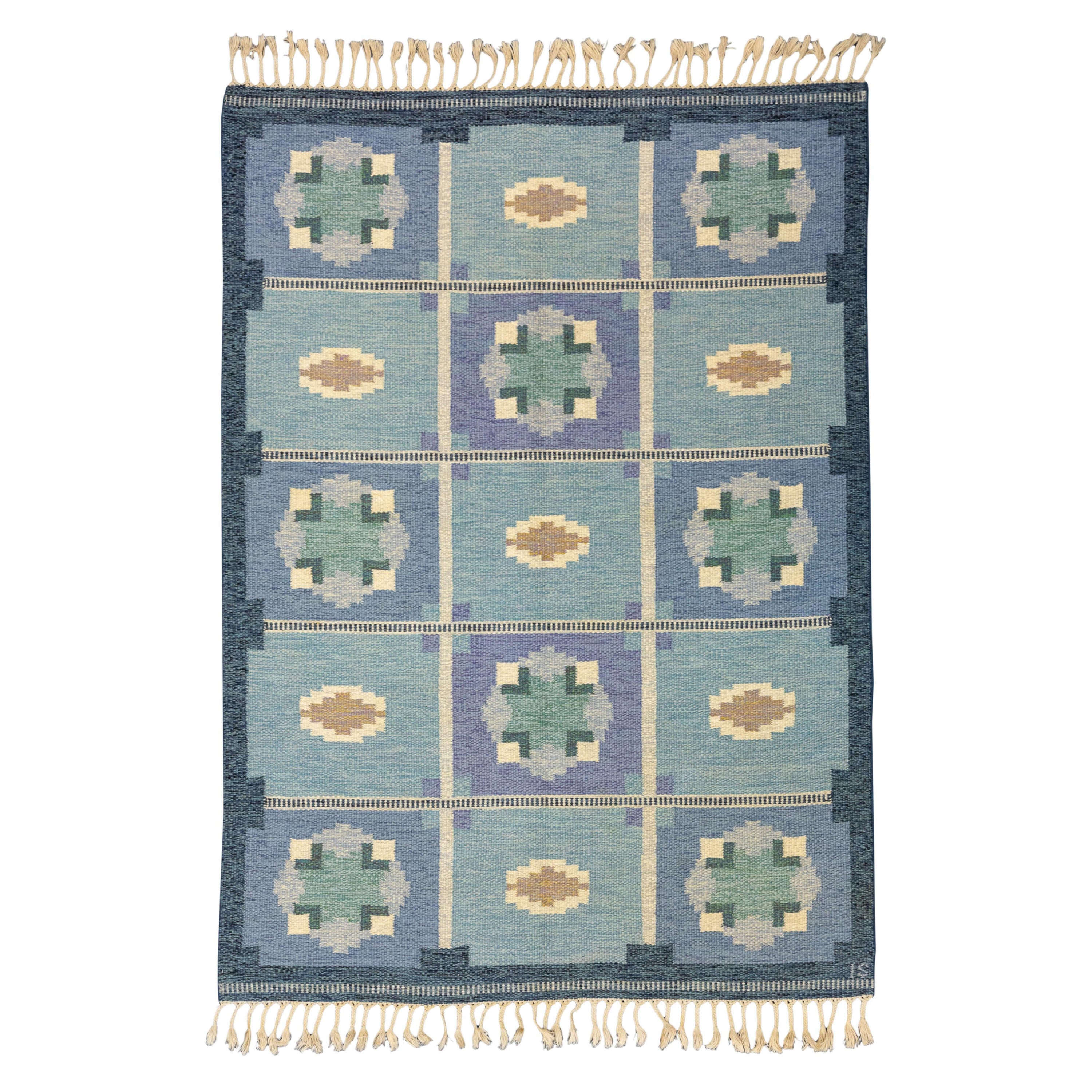 Scandinavian Rug Rollakan Blue Color