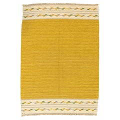 Scandinavian Rug Rollakan Gold Color