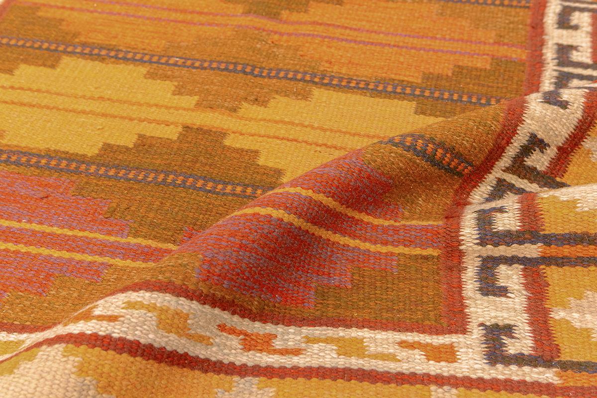 XX secolo Tappeto Scandinavo Rollakan Colore Arancione in vendita