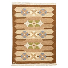 Tapis scandinave signé MJ