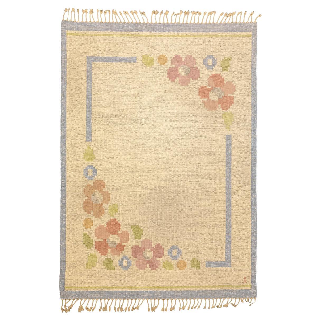 Scandinavian Rug Soft Color Palette OA Mollaianrugs Collection For Sale