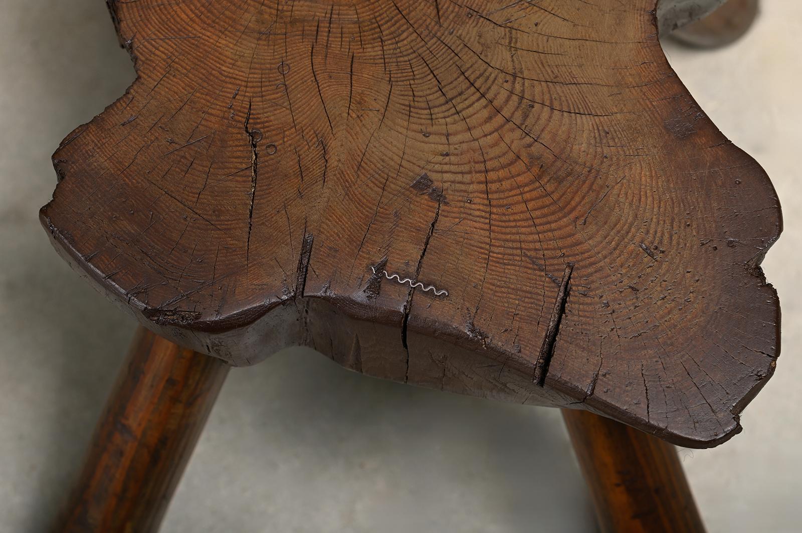 Taburete rústico escandinavo de tronco de árbol en venta 2