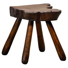 Tabouret rustique scandinave en tronc d'arbre
