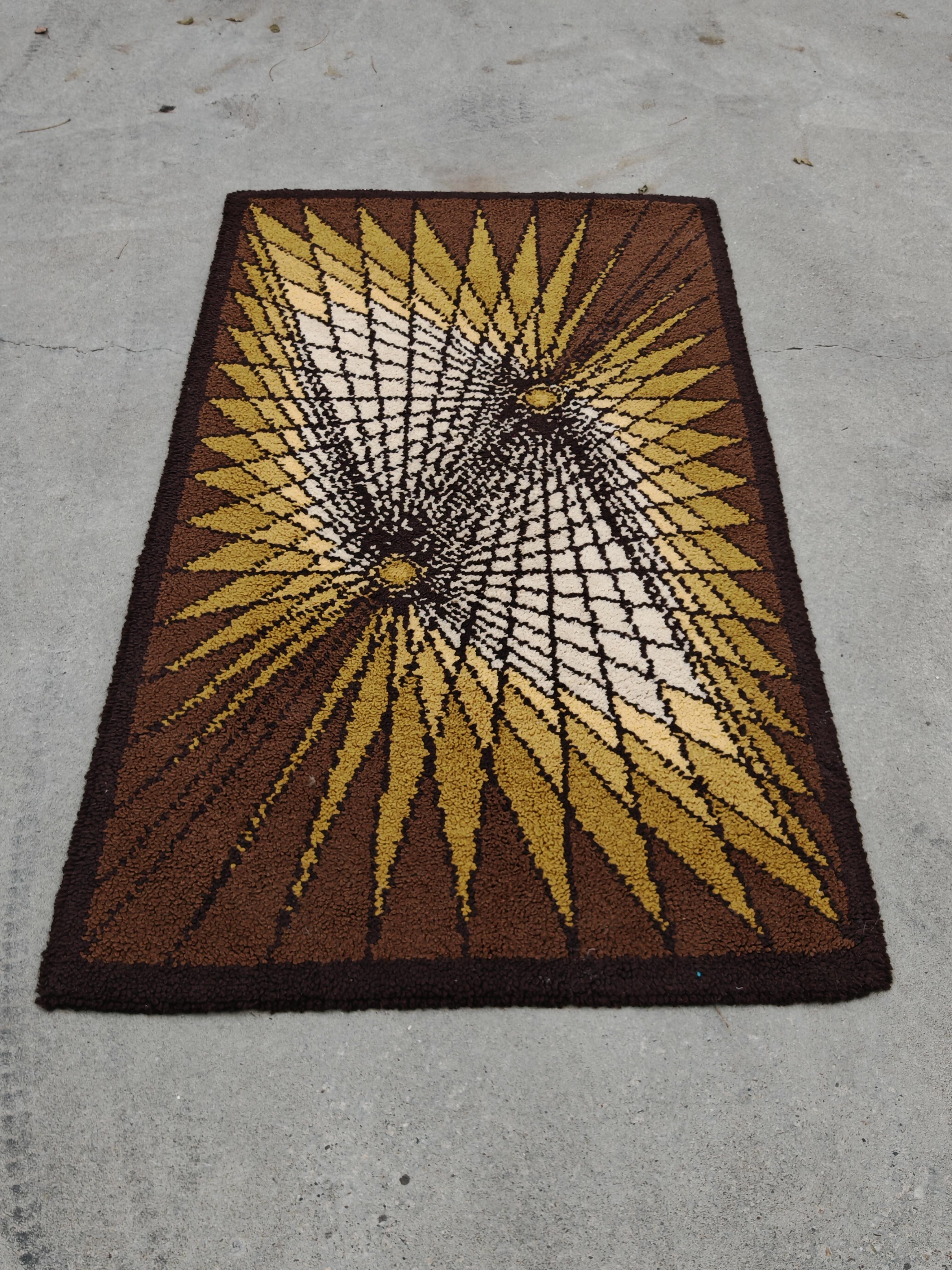 Tappeto scandinavo in lana Rya con motivo geometrico, Svezia, anni '70 in vendita 3