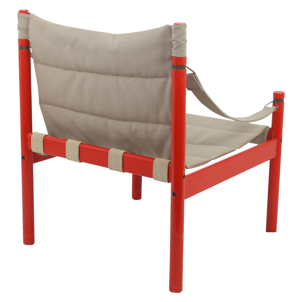 Canvas Scandinavian Safari Chair with Red Hi Gloss Wood Painted Frame