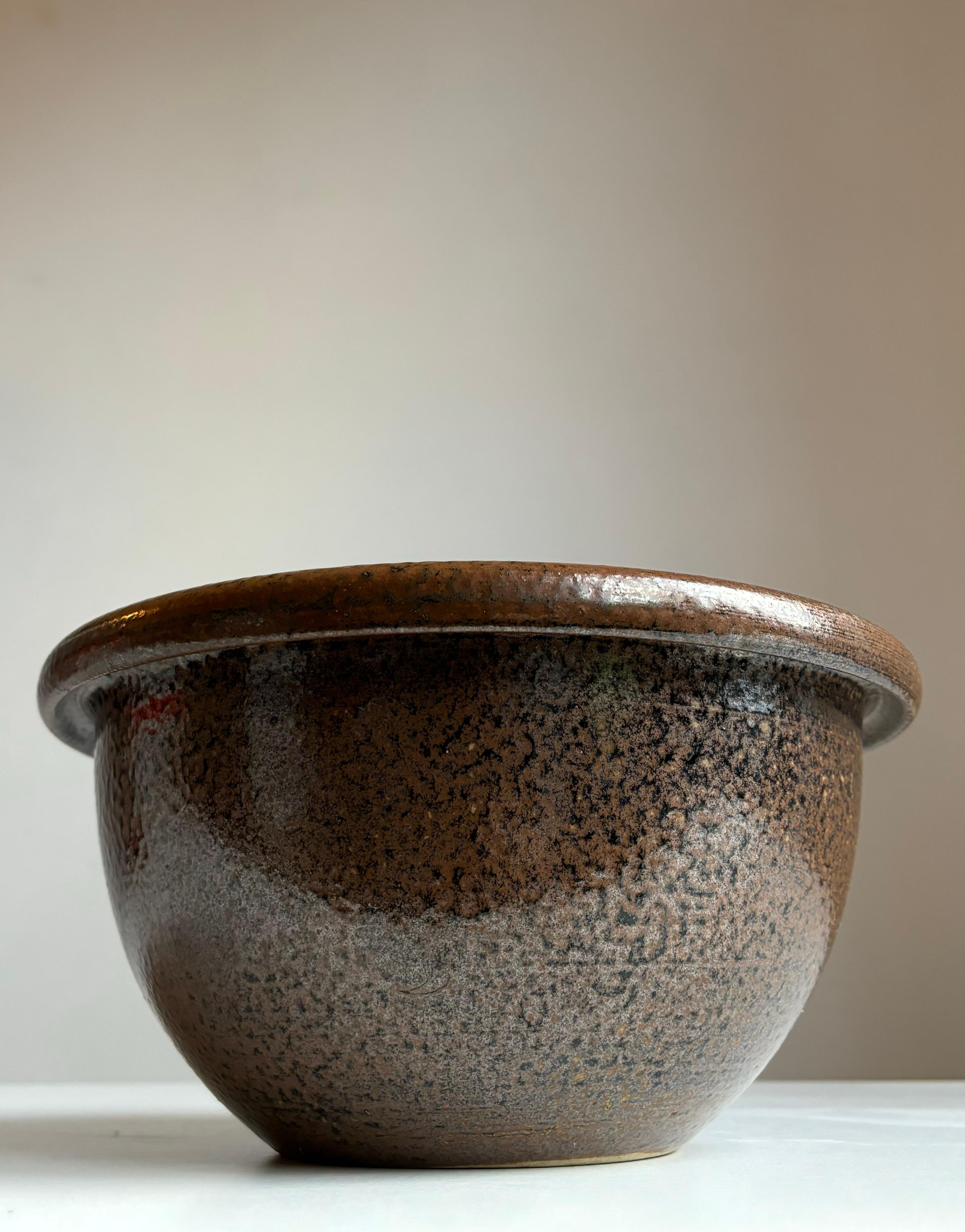 Scandinavian Salt Glazed Brown Ceramic Bowl, 1950s For Sale 1