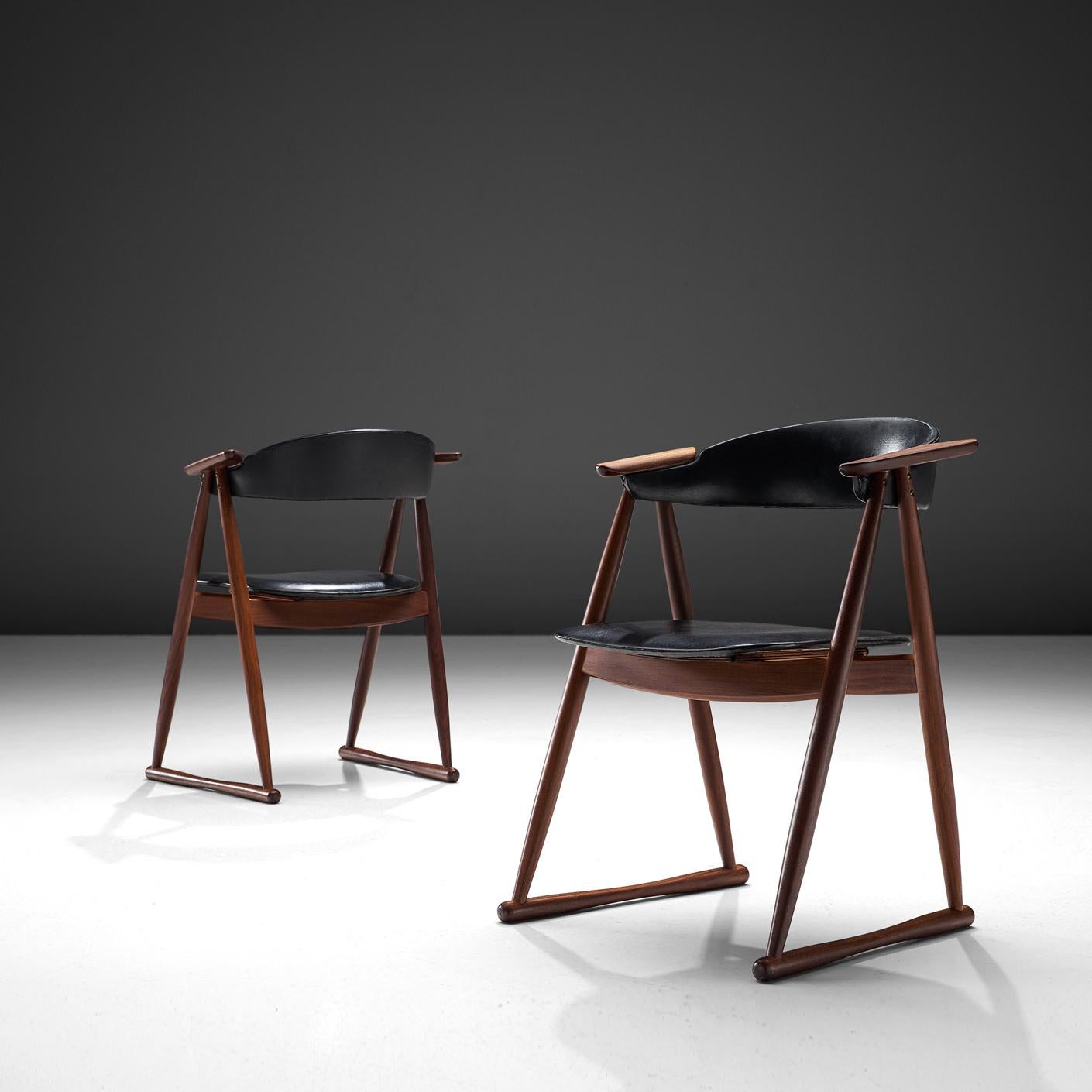 Scandinavian Set of Six Dining Chairs in Leatherette and Teak In Good Condition In Waalwijk, NL
