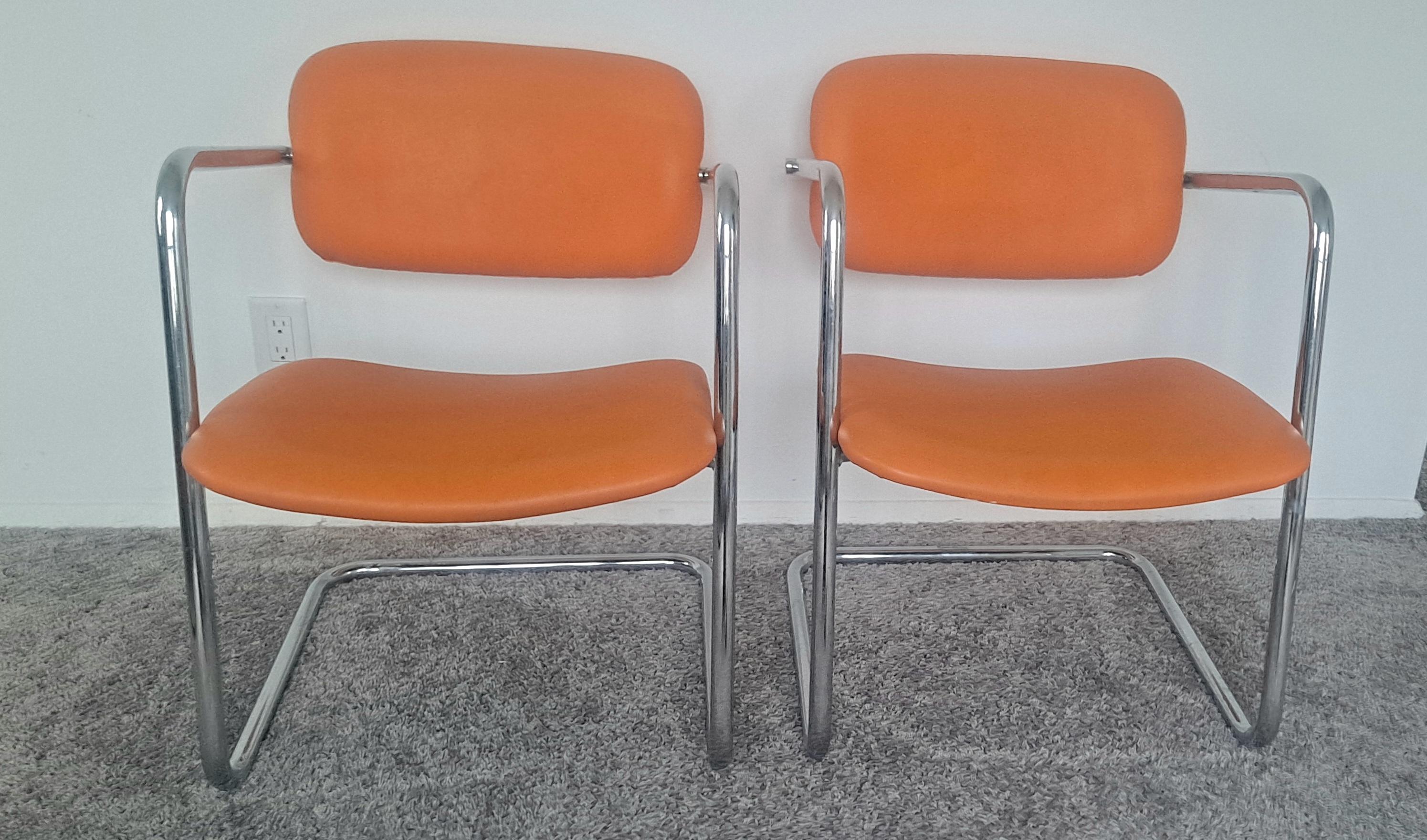 Scandinavian Set of Three Mid century Chairs   In Good Condition For Sale In Los Angeles, CA