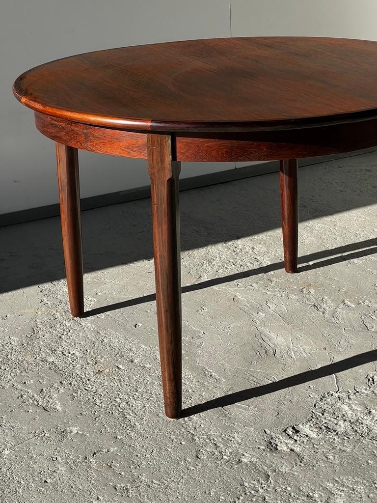 Mid-20th Century Scandinavian set rosewood table CJ Rosengaarden and 4 wooden chairs chairs Arne