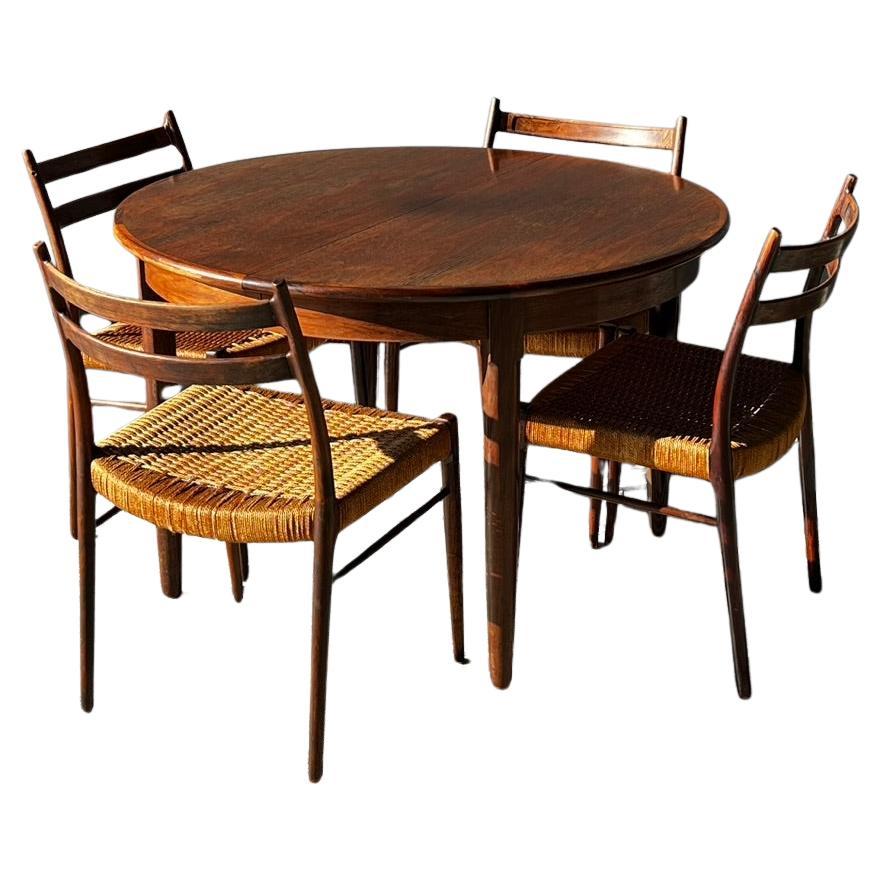Scandinavian set rosewood table CJ Rosengaarden and 4 wooden chairs chairs Arne