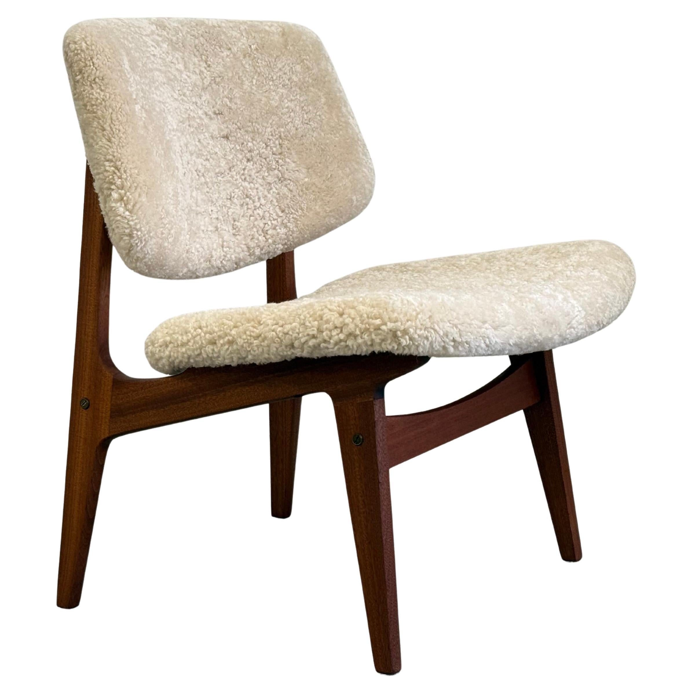 Scandinavian Modern Shearling Chair by Gunnar Sørlie, Norway 1950s