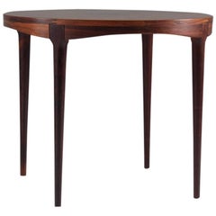 Table d'appoint scandinave par Mellemstrands