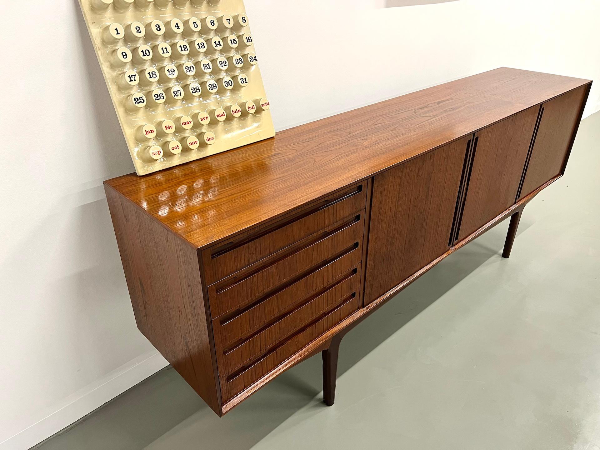 Buffet scandinave des années 70 en vente 6