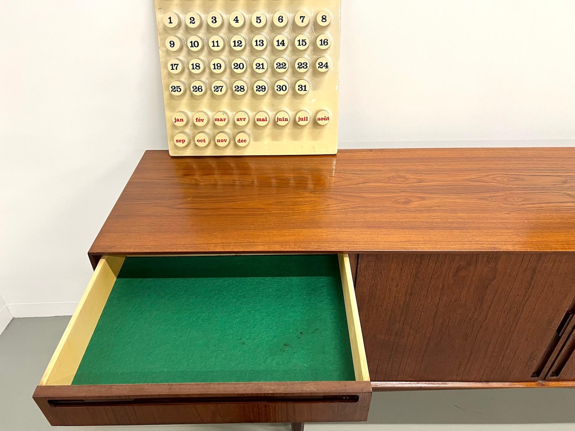 Buffet scandinave des années 70 en vente 8