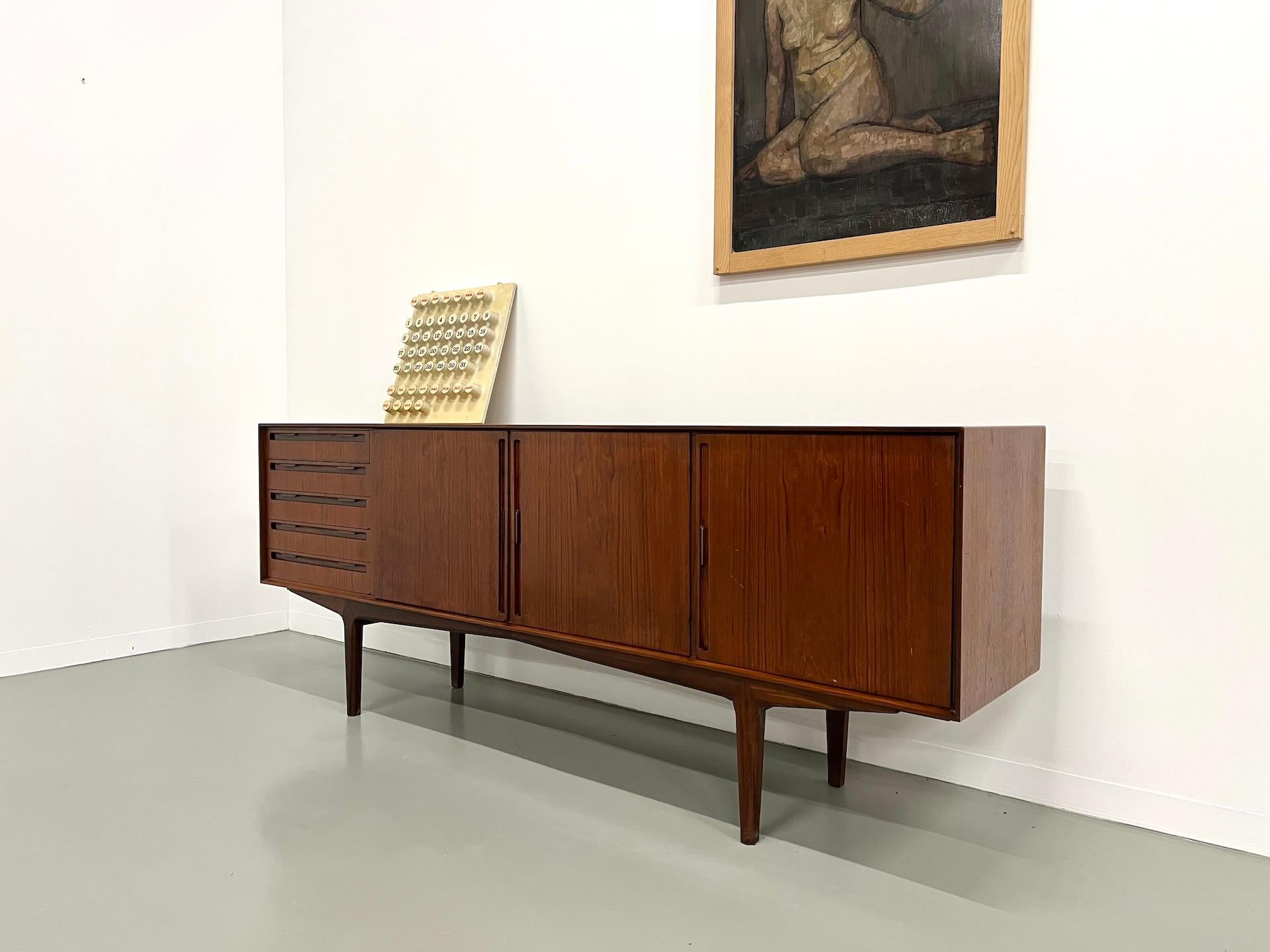 Teck Buffet scandinave des années 70 en vente
