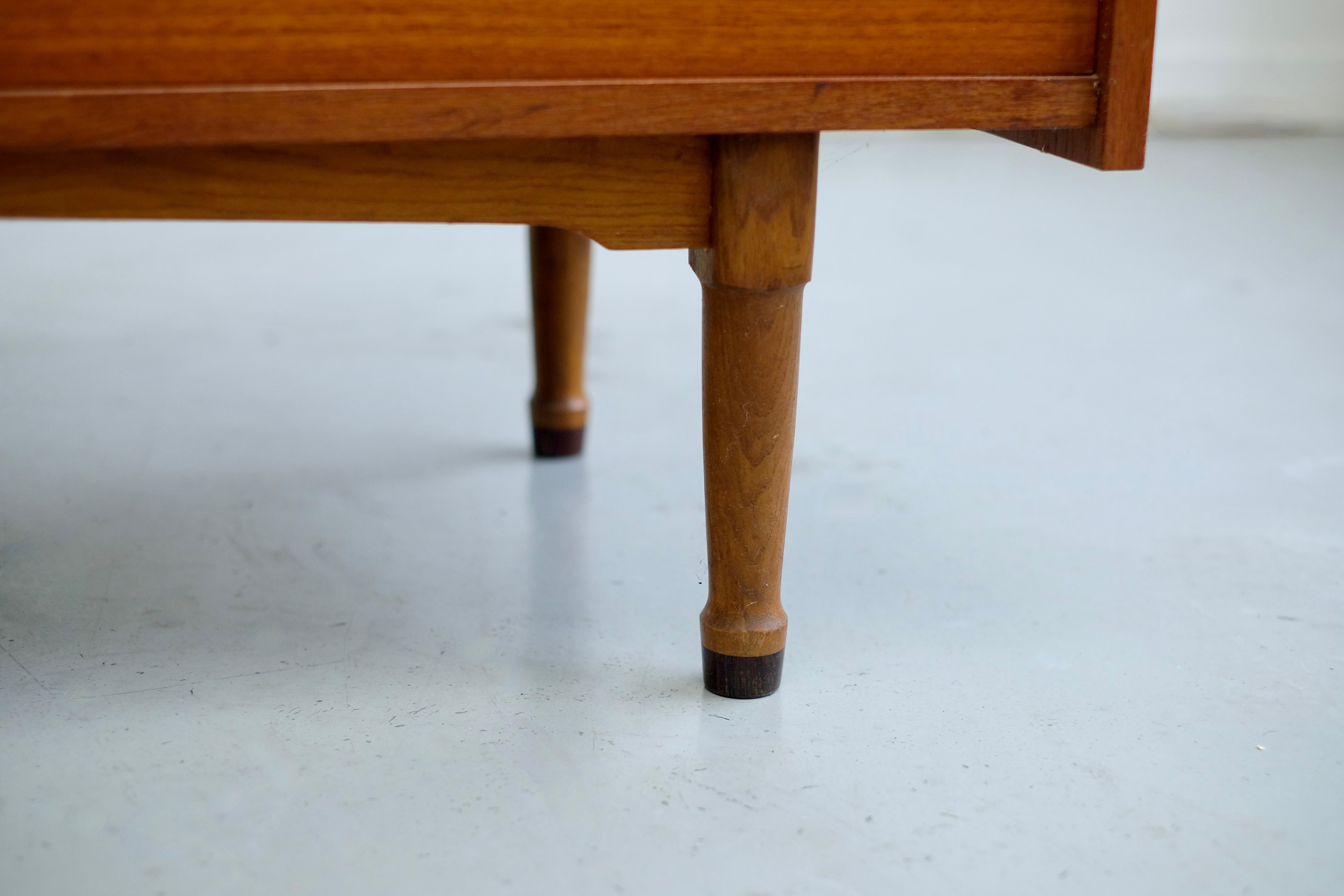 Scandinavian sideboard in teak - 1960s For Sale 2