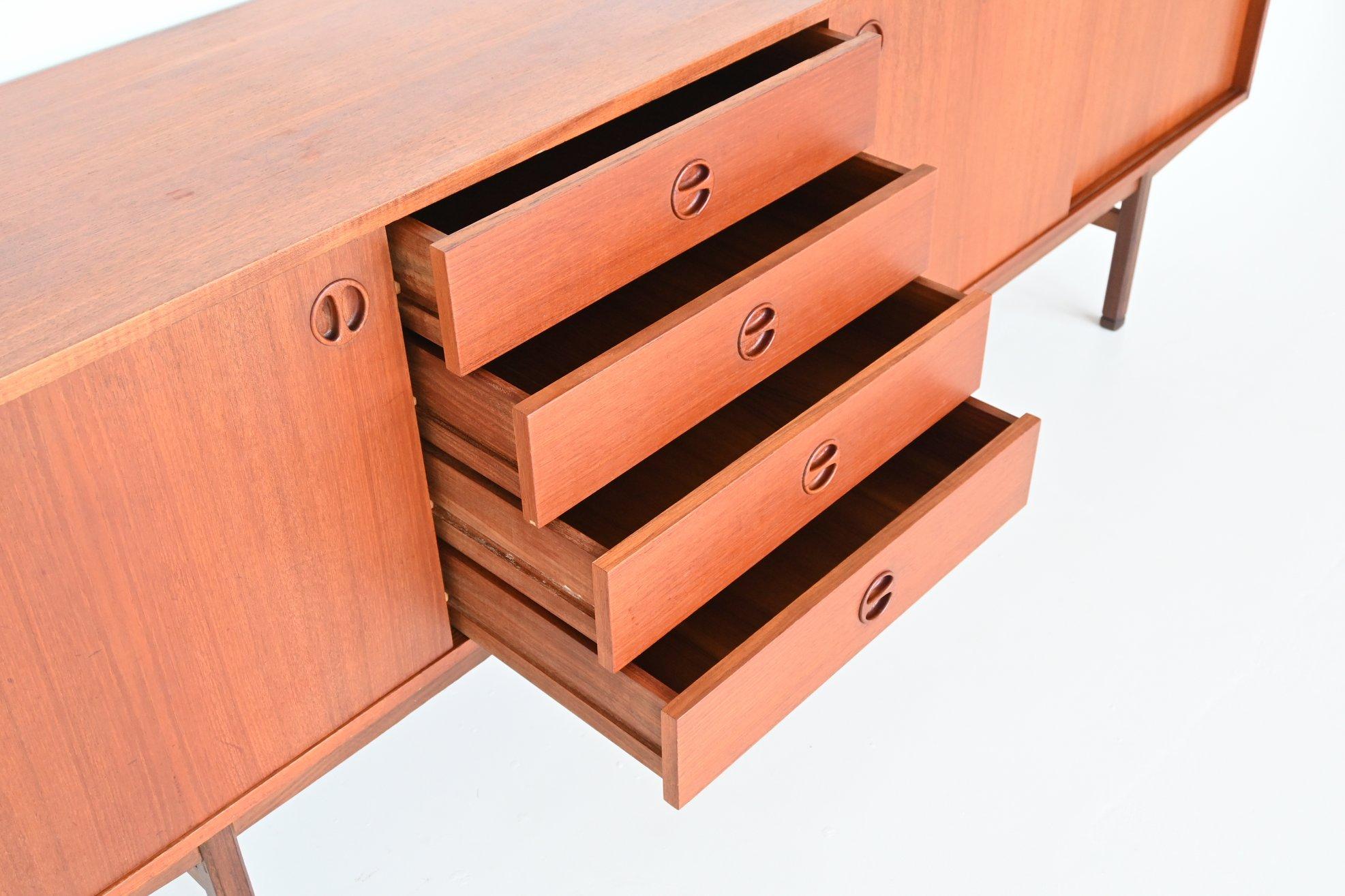 Scandinavian Sideboard Teak Wood Denmark 1960 In Good Condition In Etten-Leur, NL