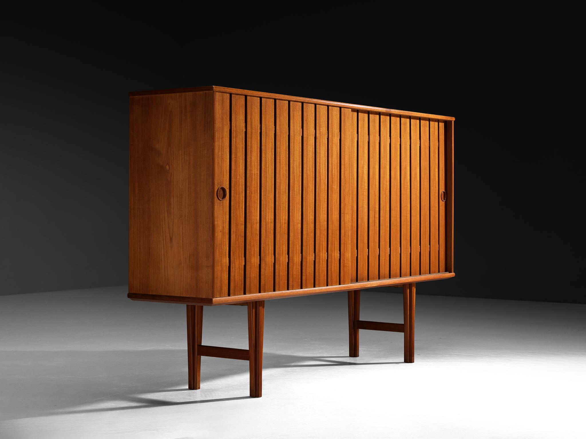 Scandinavian Sideboard With Slatted Doors in Teak For Sale 4