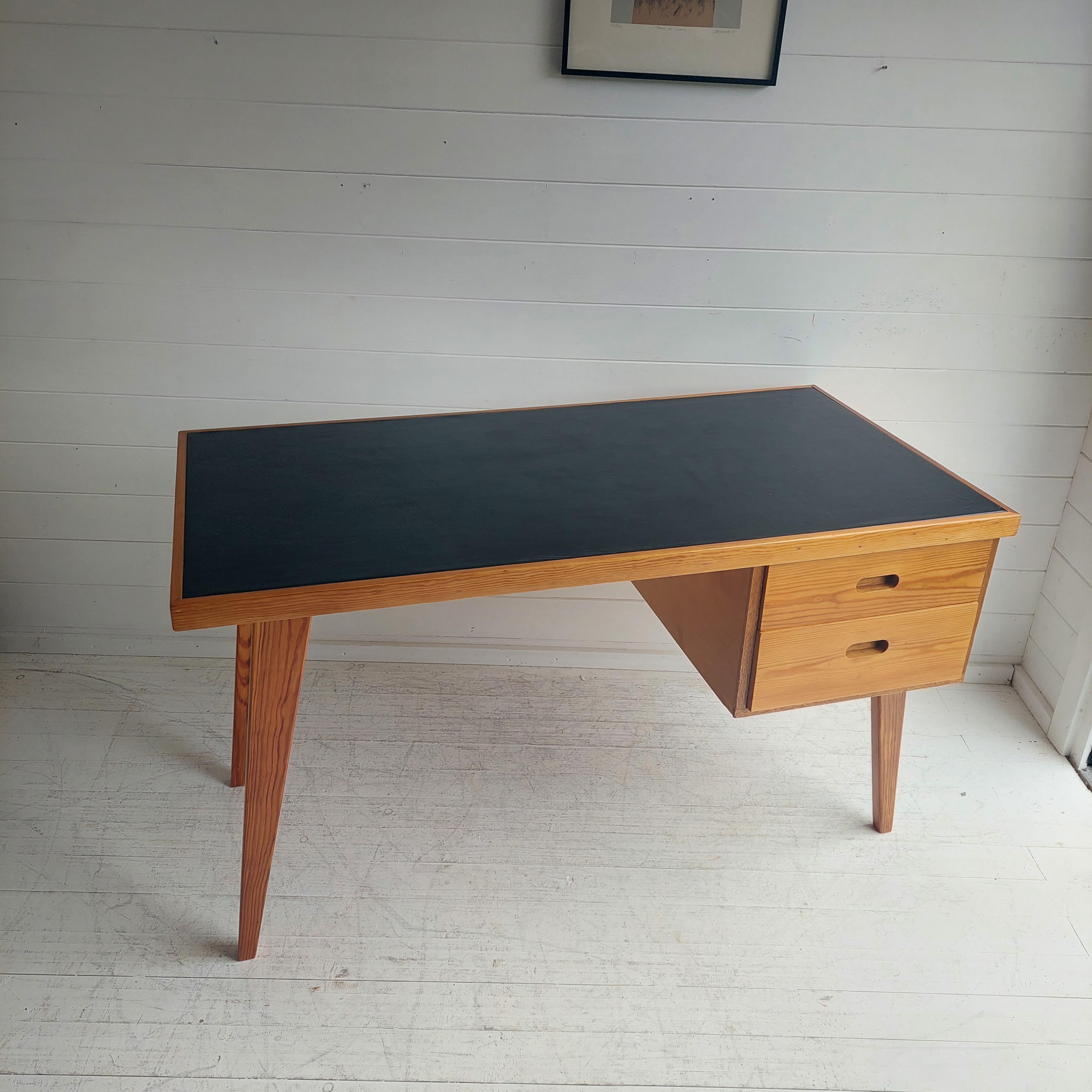 European Scandinavian Single Pedestal Writing Desk in Pine, Paul McCobb style 60s