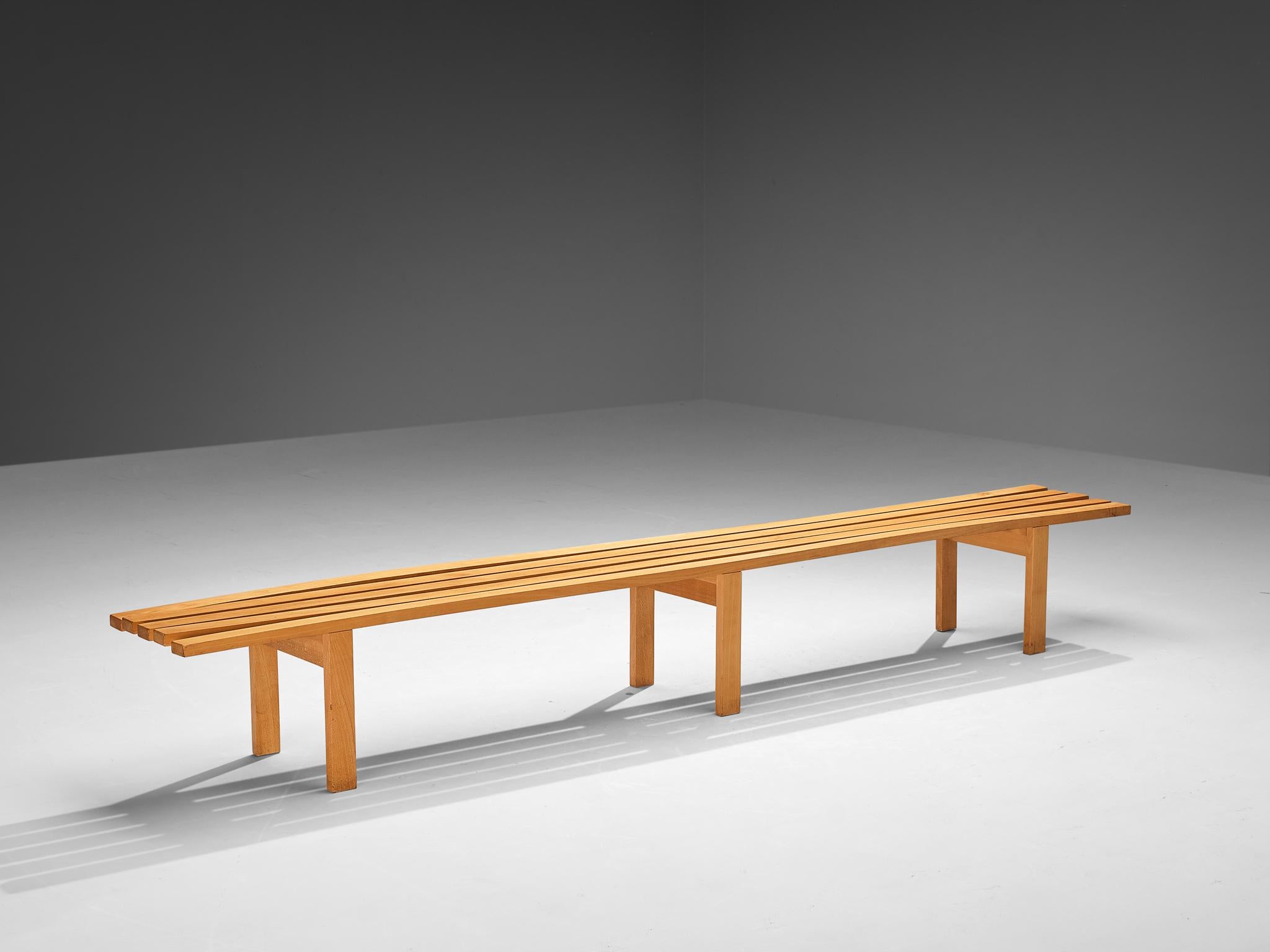 Scandinavian Slatted Bench in Solid Wood For Sale 1