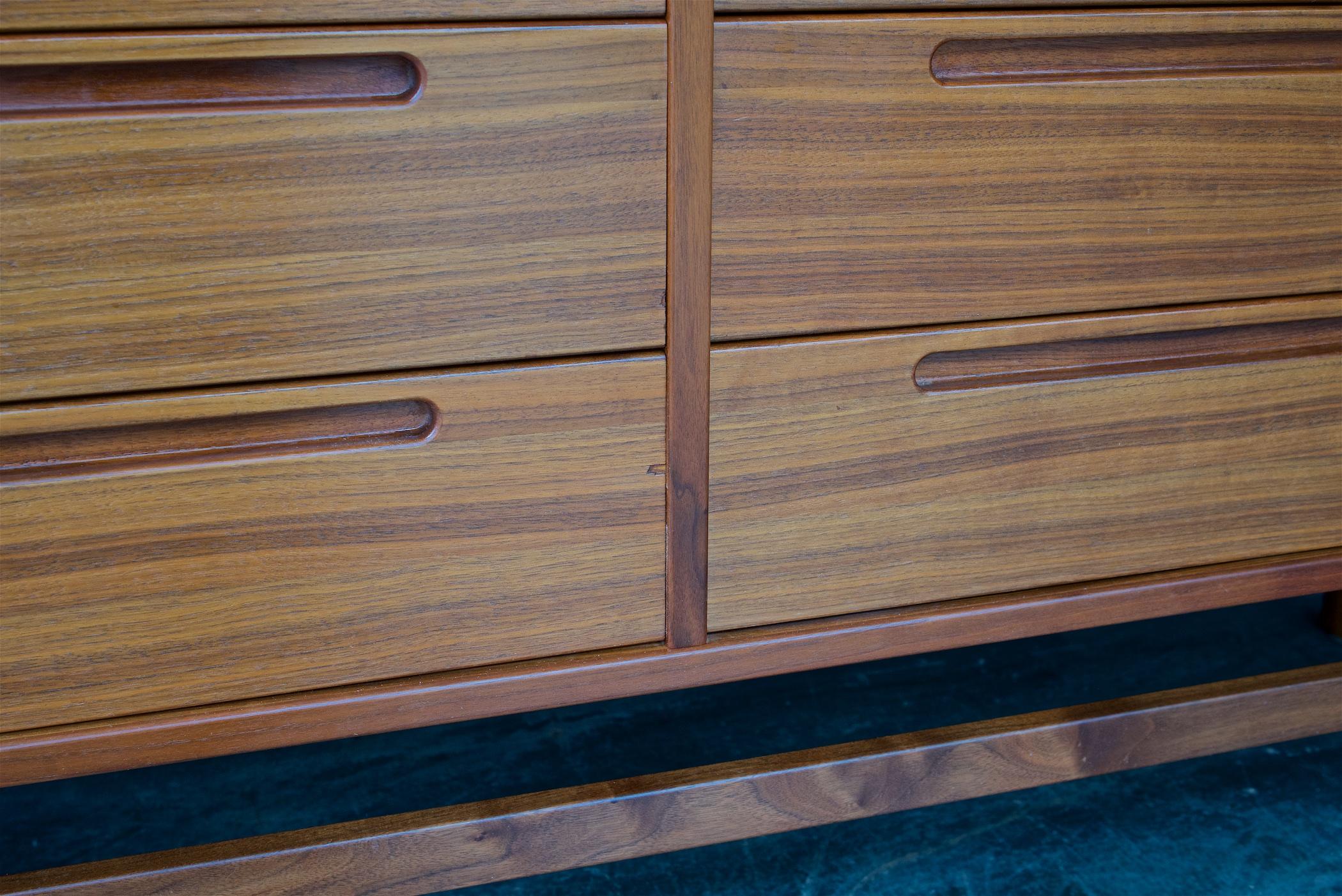 Scandinavian Sleek Striped Teak Long Dresser Bureau Cabinet Danish Midcentury 3