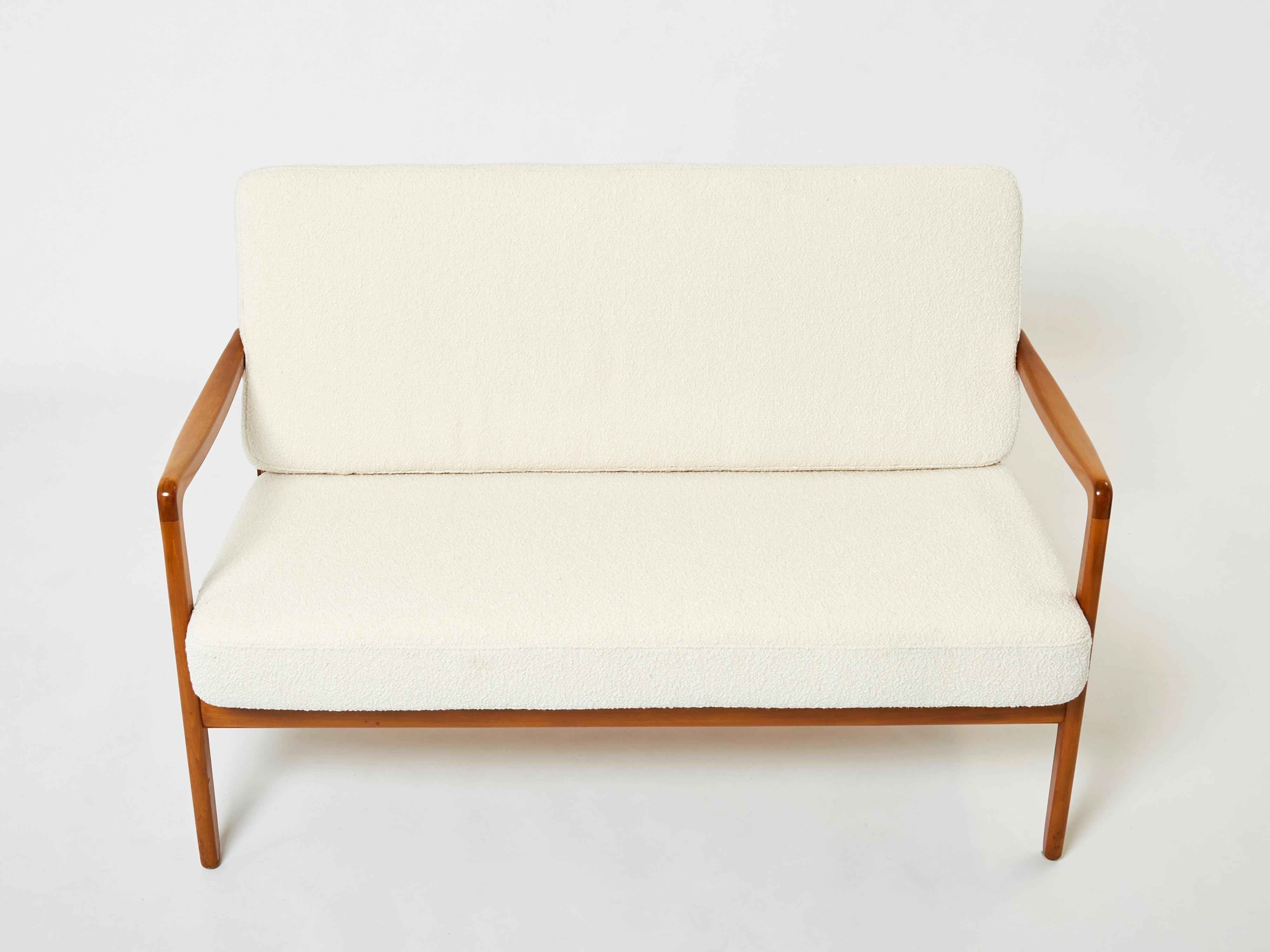 Scandinavian Sofa by Ole Wanscher FD 109 Wool Bouclé, 1960s In Good Condition In Paris, IDF