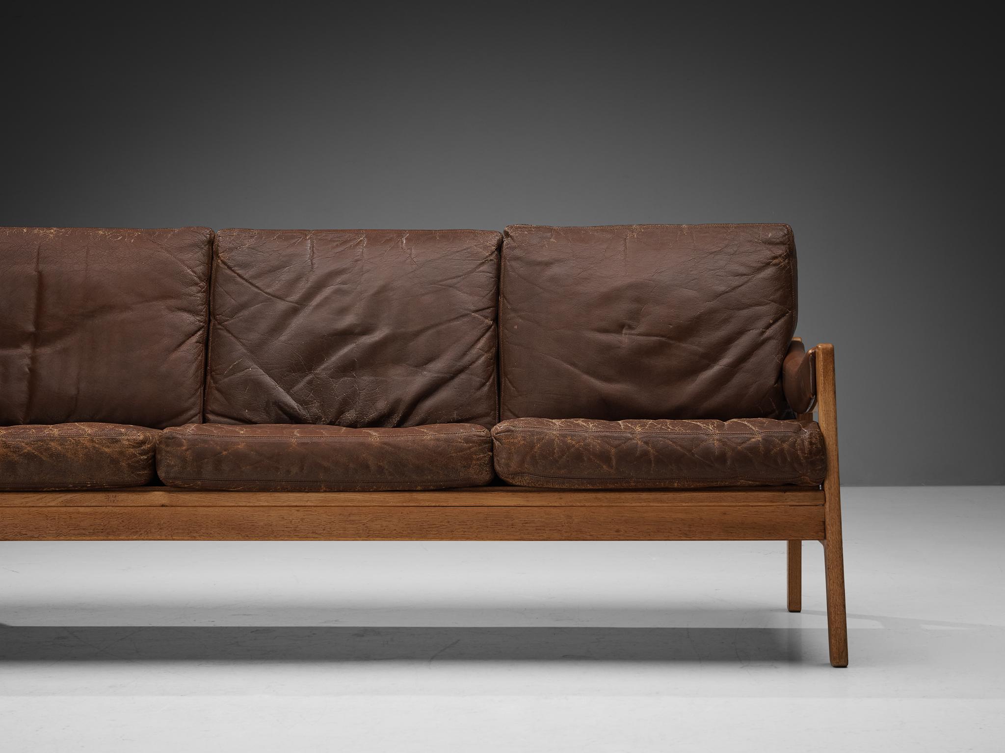 Scandinavian Sofa in Oak and Brown Leather In Good Condition For Sale In Waalwijk, NL