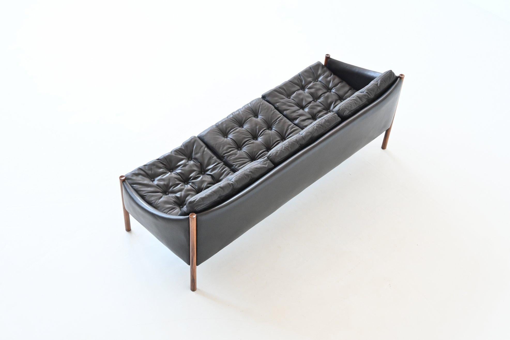 Scandinavian Sofa Rosewood and Black Leather, Denmark, 1960 3