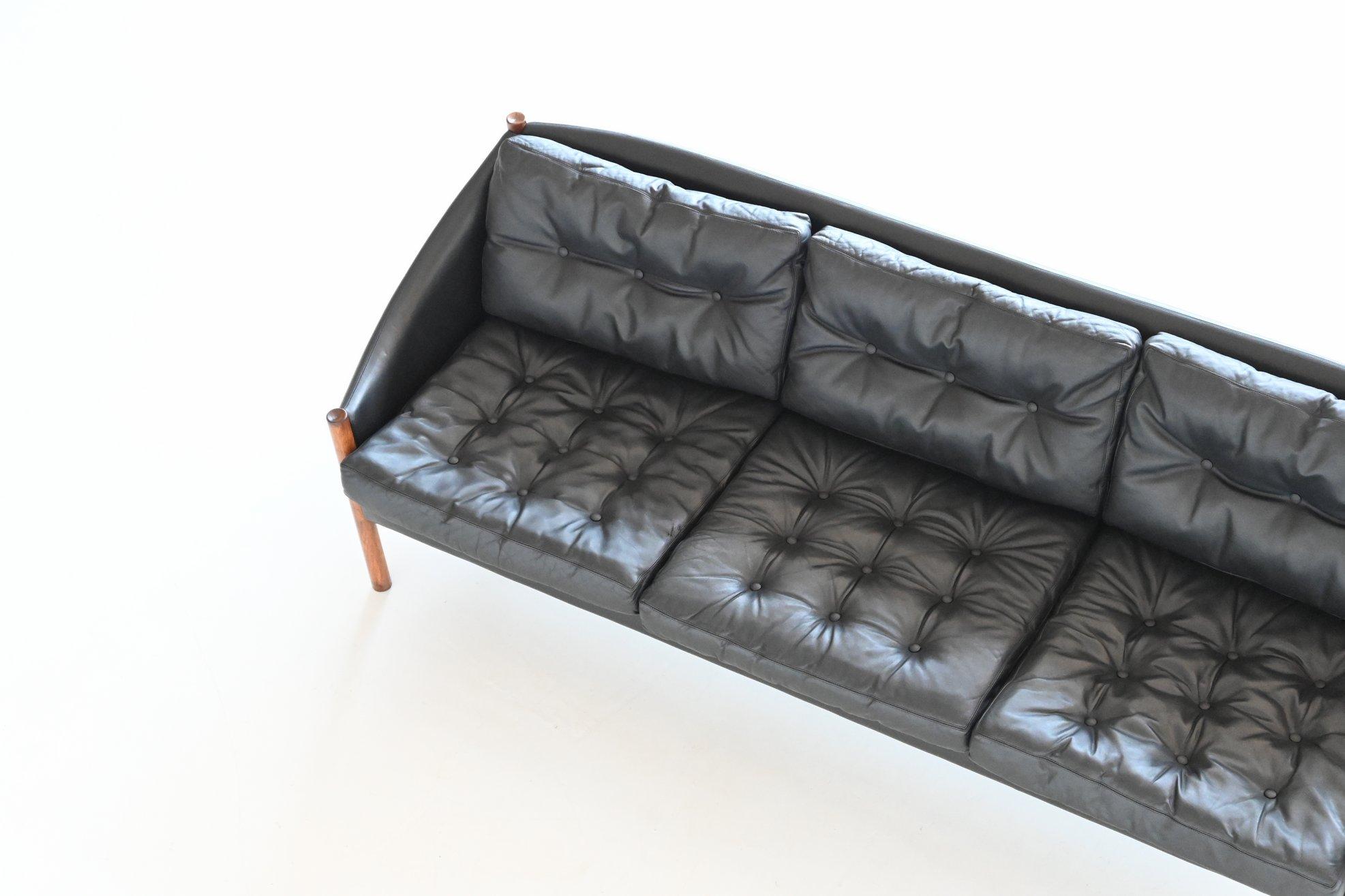 Scandinavian Sofa Rosewood and Black Leather, Denmark, 1960 7