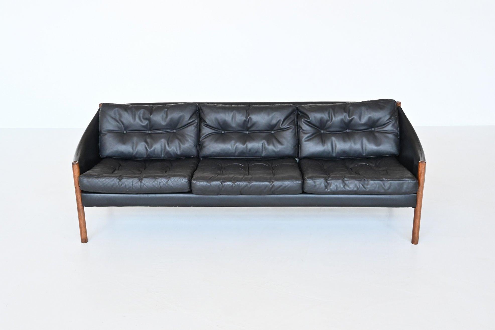 Scandinavian Sofa Rosewood and Black Leather, Denmark, 1960 9