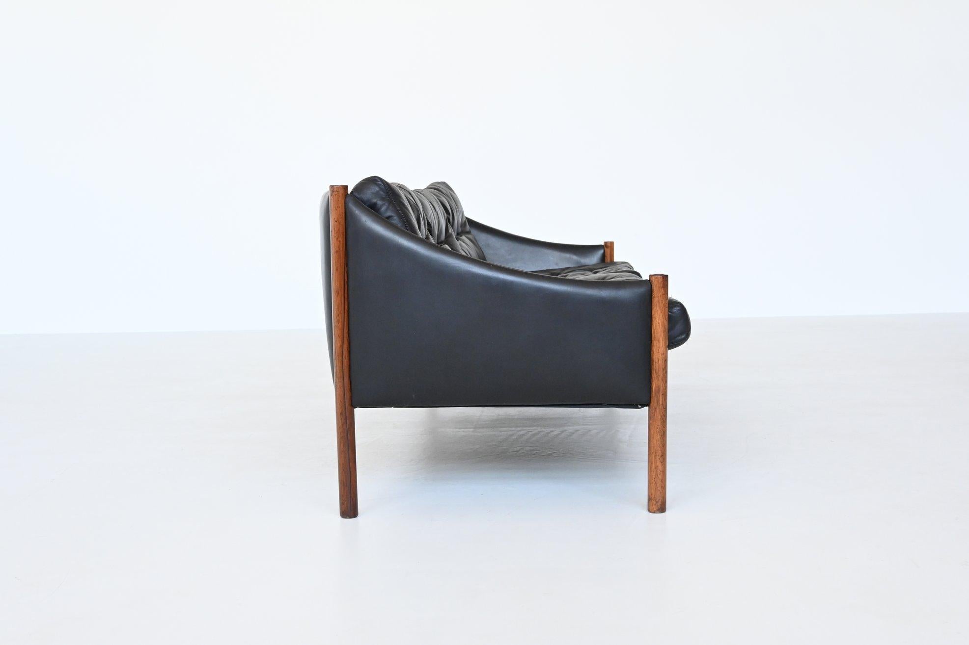 Scandinavian Sofa Rosewood and Black Leather, Denmark, 1960 10