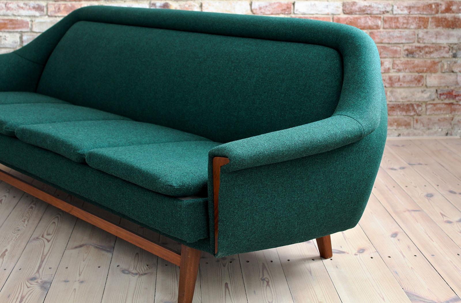 Mid-20th Century Sofa Set by Holm Fabriker in Emerald Green Kvadrat Fabric, Mid-Century Modern