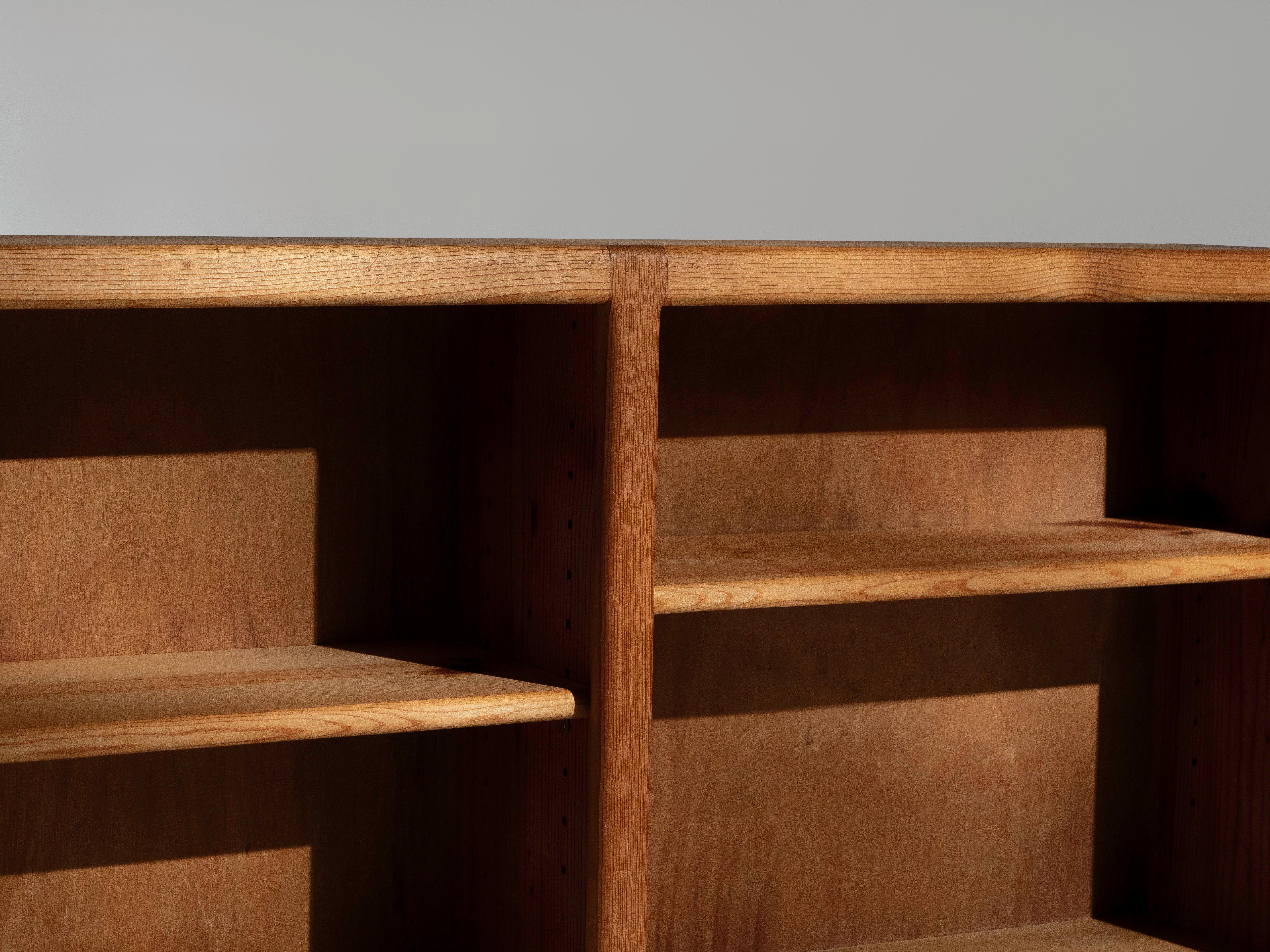 Scandinavian Solid Pine Bookcase, 1970's For Sale 3