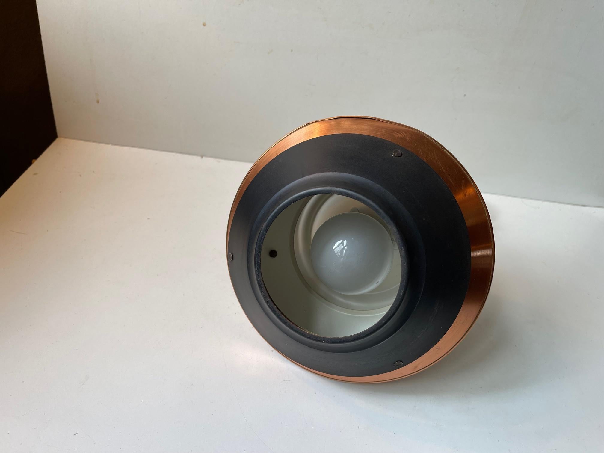 Scandinavian Space Age Copper Pendant Lamp by Ernest Voss, 1950s In Fair Condition For Sale In Esbjerg, DK