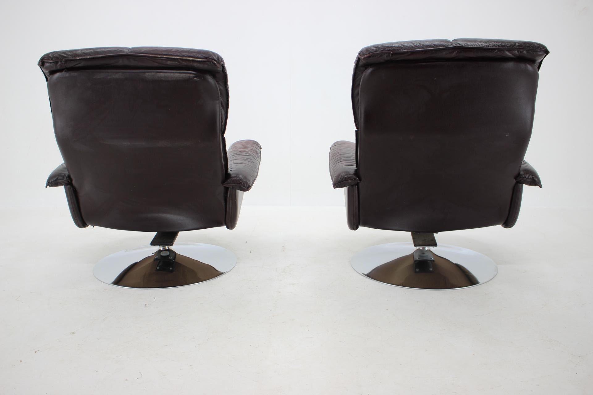 Scandinavian Space Age Style Leather and Chrome Armchairs by M-TOP, 1970s For Sale 3
