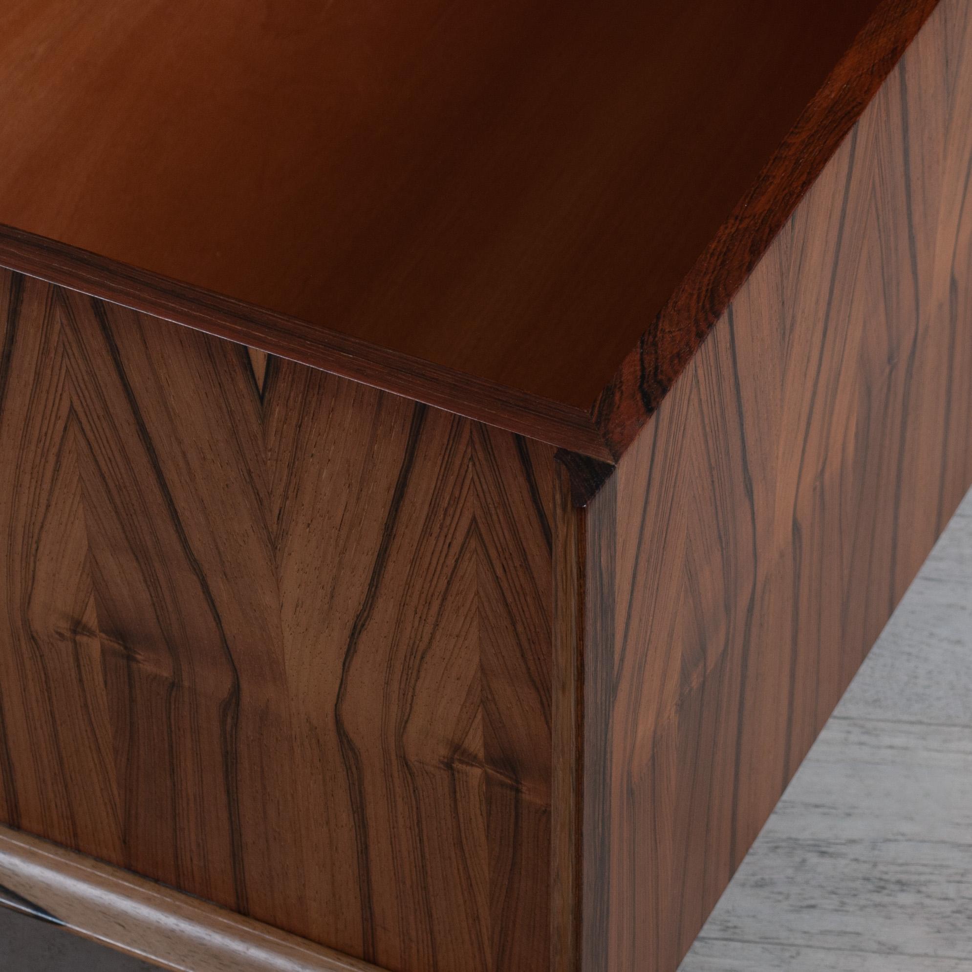 Table centrale carrée scandinave, boîte de rangement en vente 1
