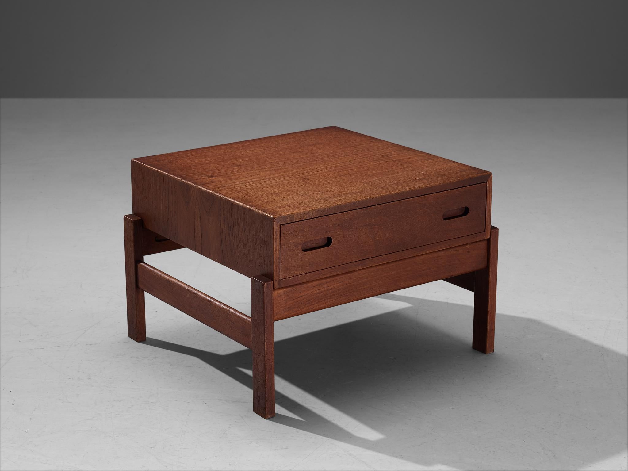 Scandinavian Modern Scandinavian Square Side Table with Drawer in Teak For Sale