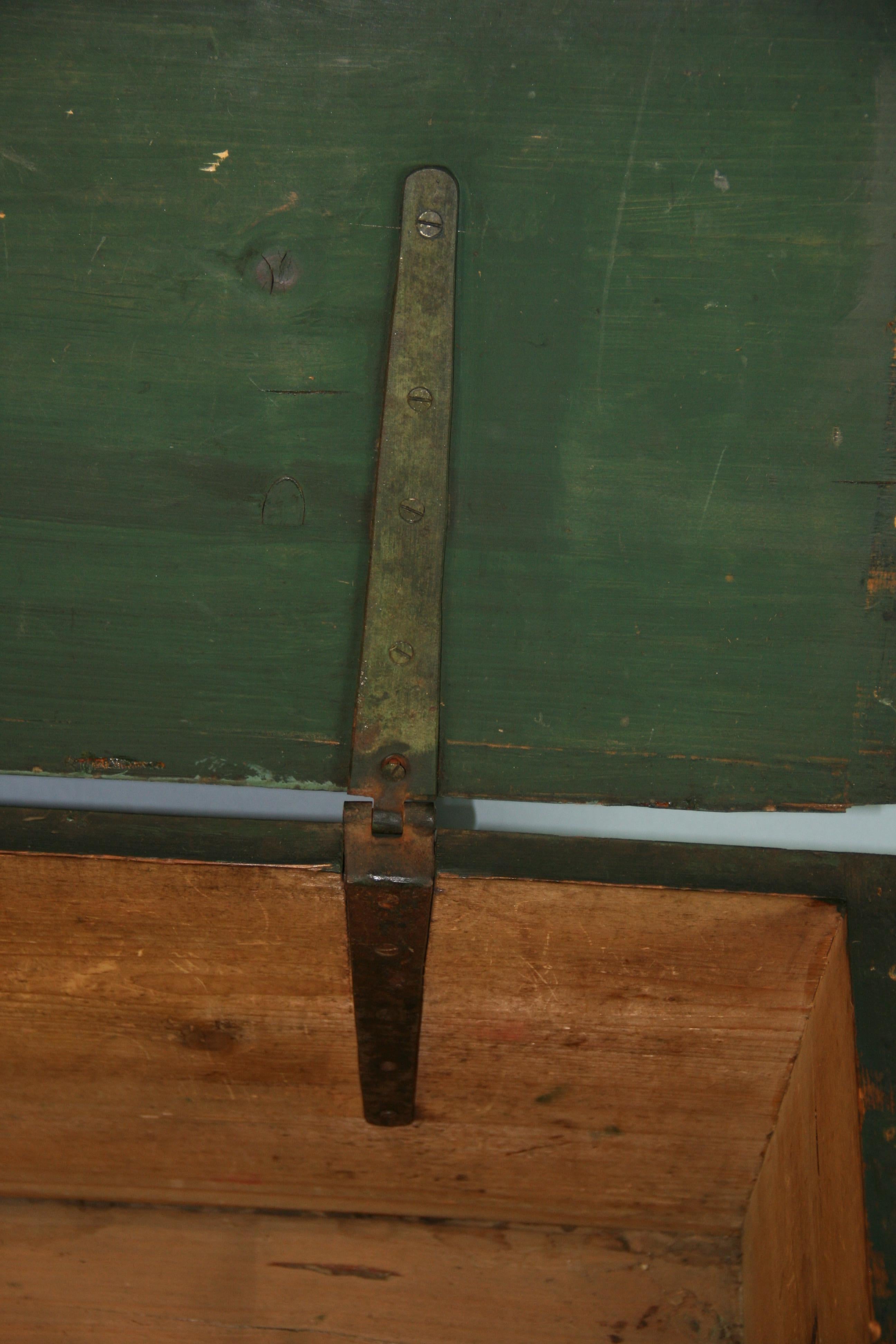 Coffre de rangement scandinave, fin du 19ème siècle en vente 7