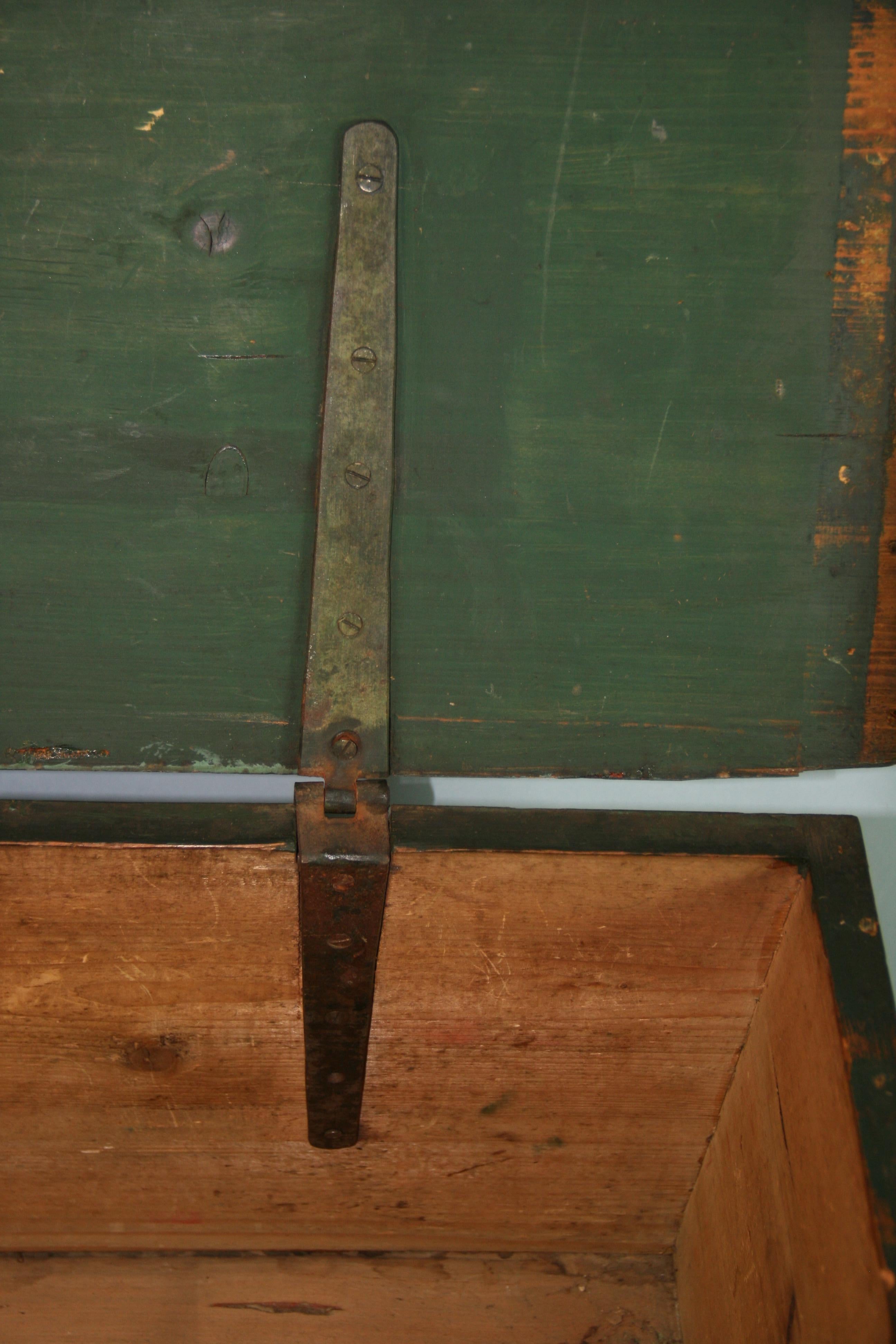 Coffre de rangement scandinave, fin du 19ème siècle en vente 10