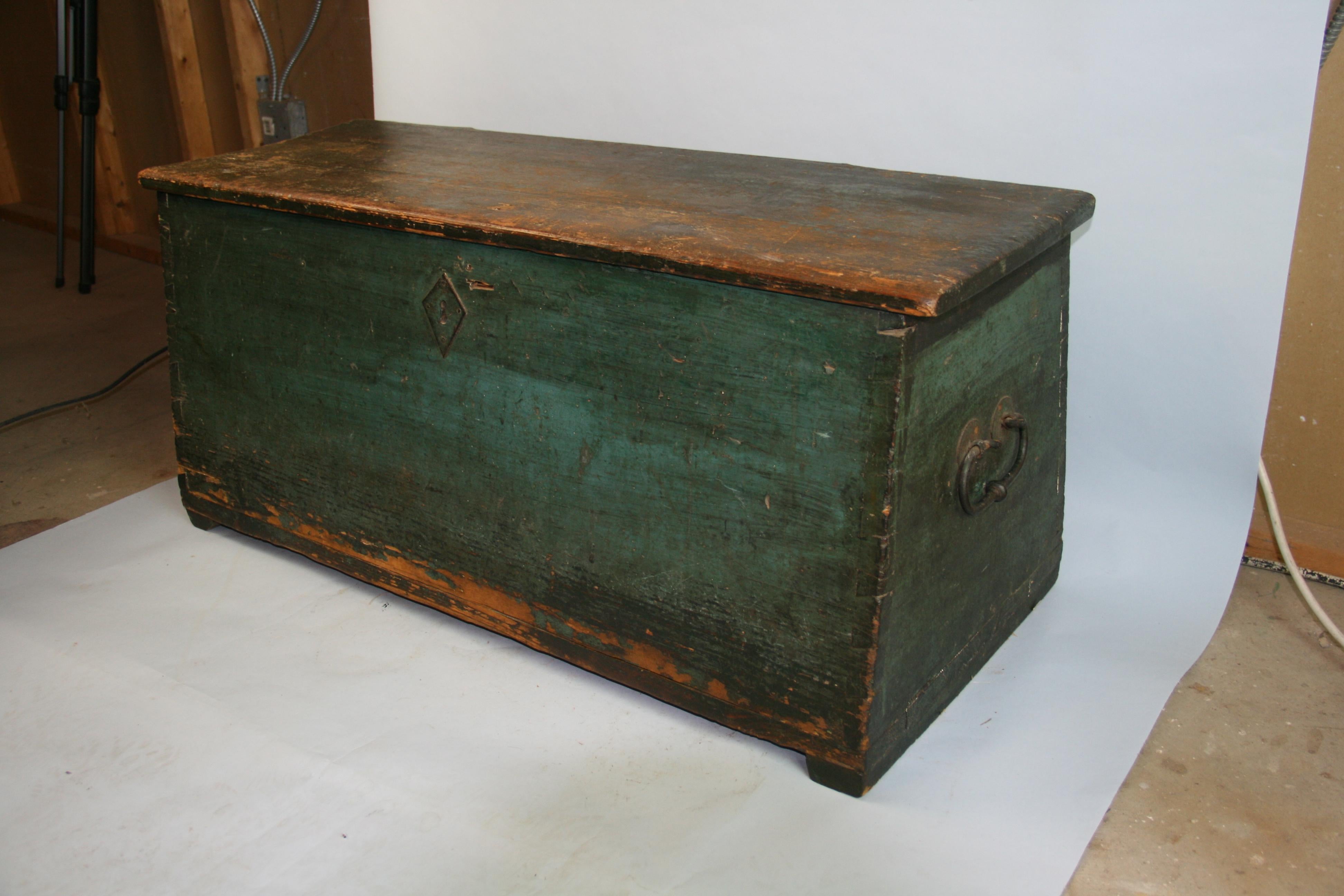 Scandinavian Storage Trunk, Late 19th Century For Sale 12