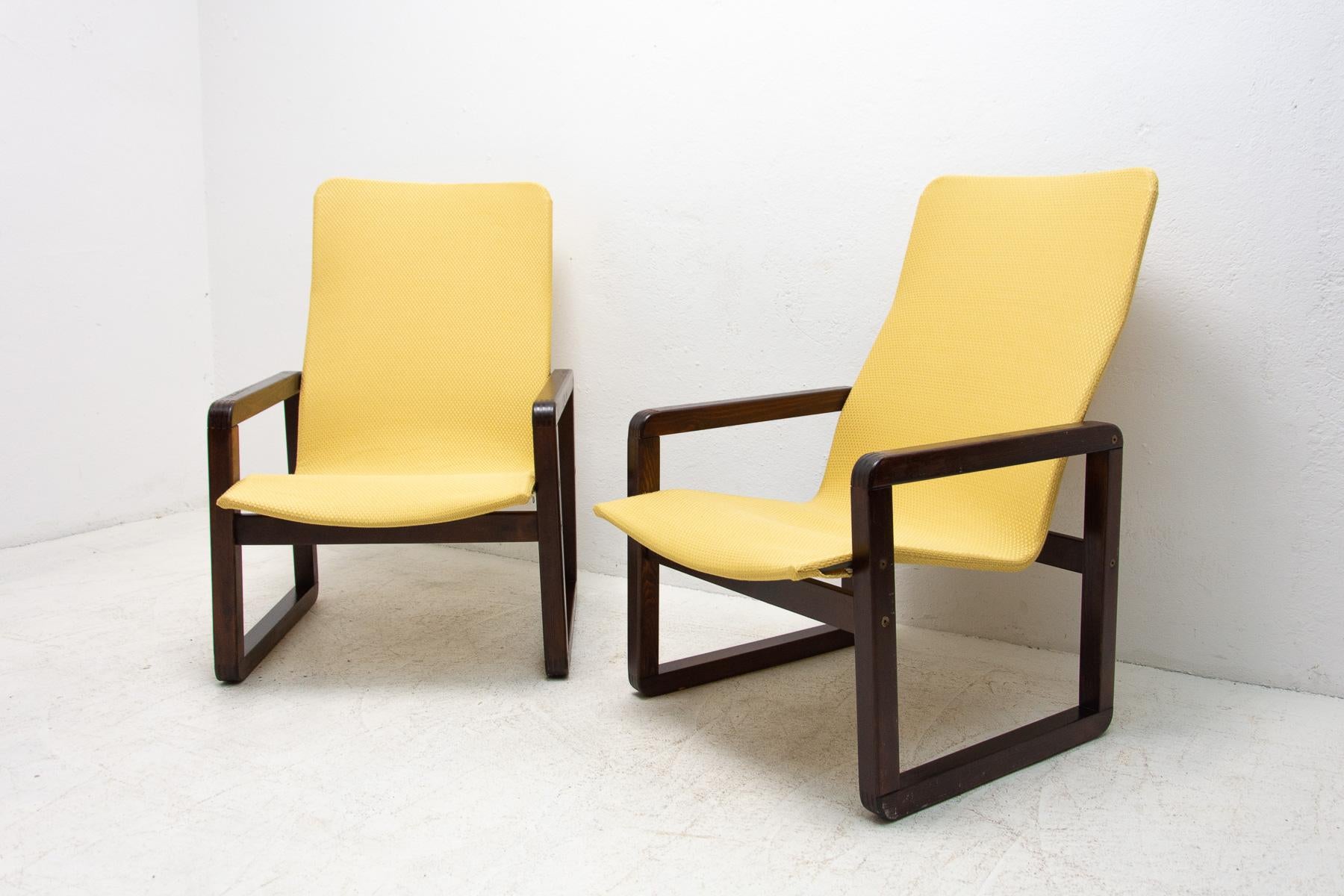 Scandinavian Style Armchairs, 1980's, Set of 2 In Good Condition For Sale In Prague 8, CZ
