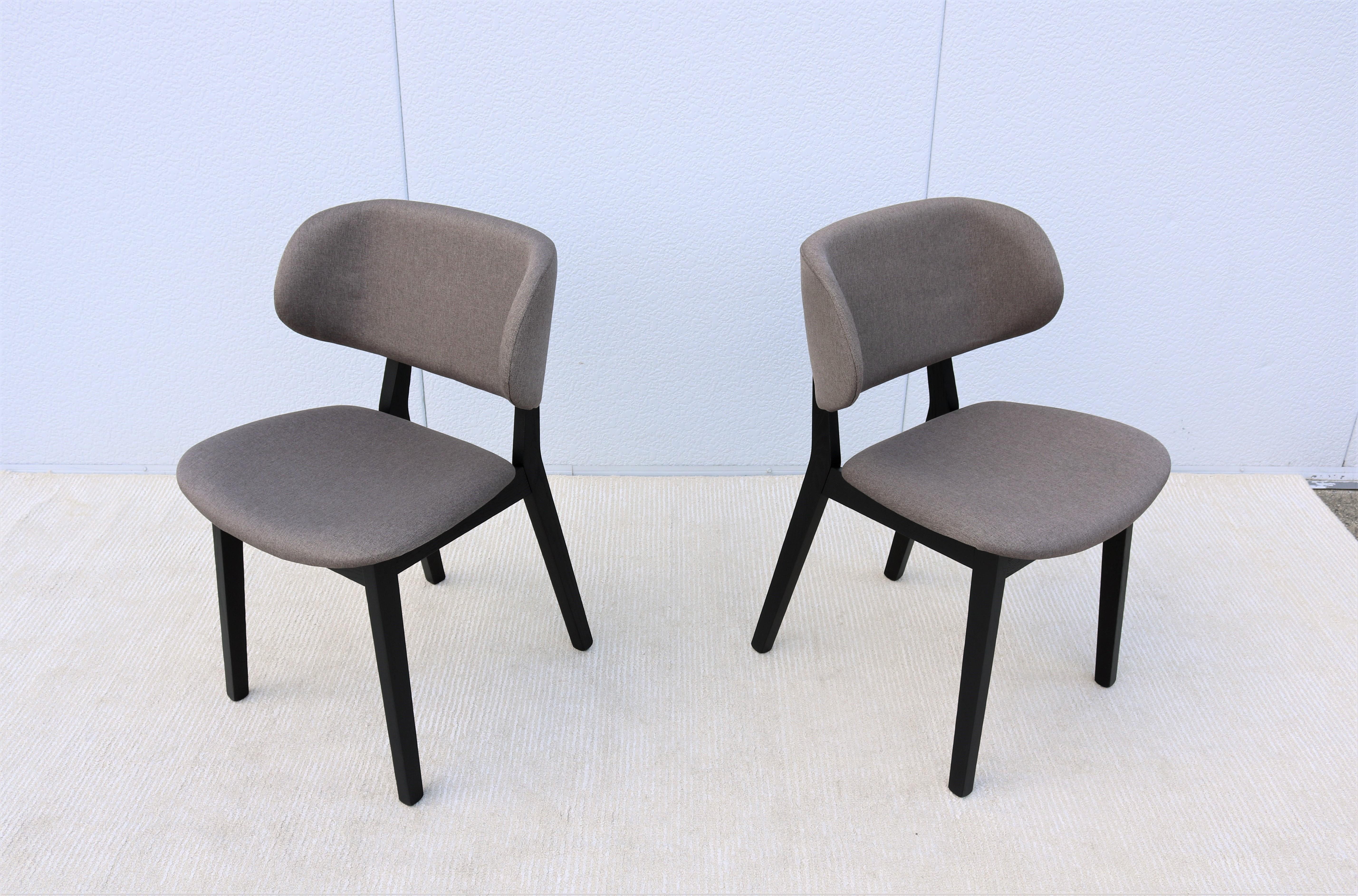 Scandinavian Style Calligaris Claire Dining Chair Made in Italy, 3 Available For Sale 2