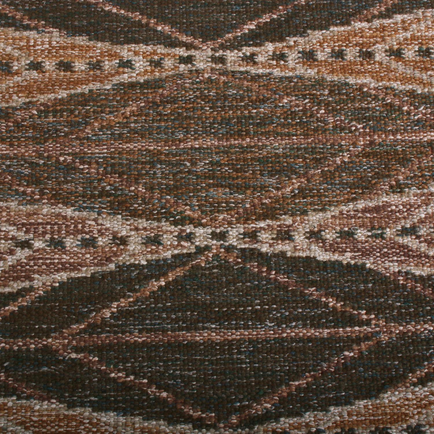 Teppich & Kelim im skandinavischen Stil, maßgefertigter Kelim in Grün, Braun mit geometrischem Muster (Indisch) im Angebot