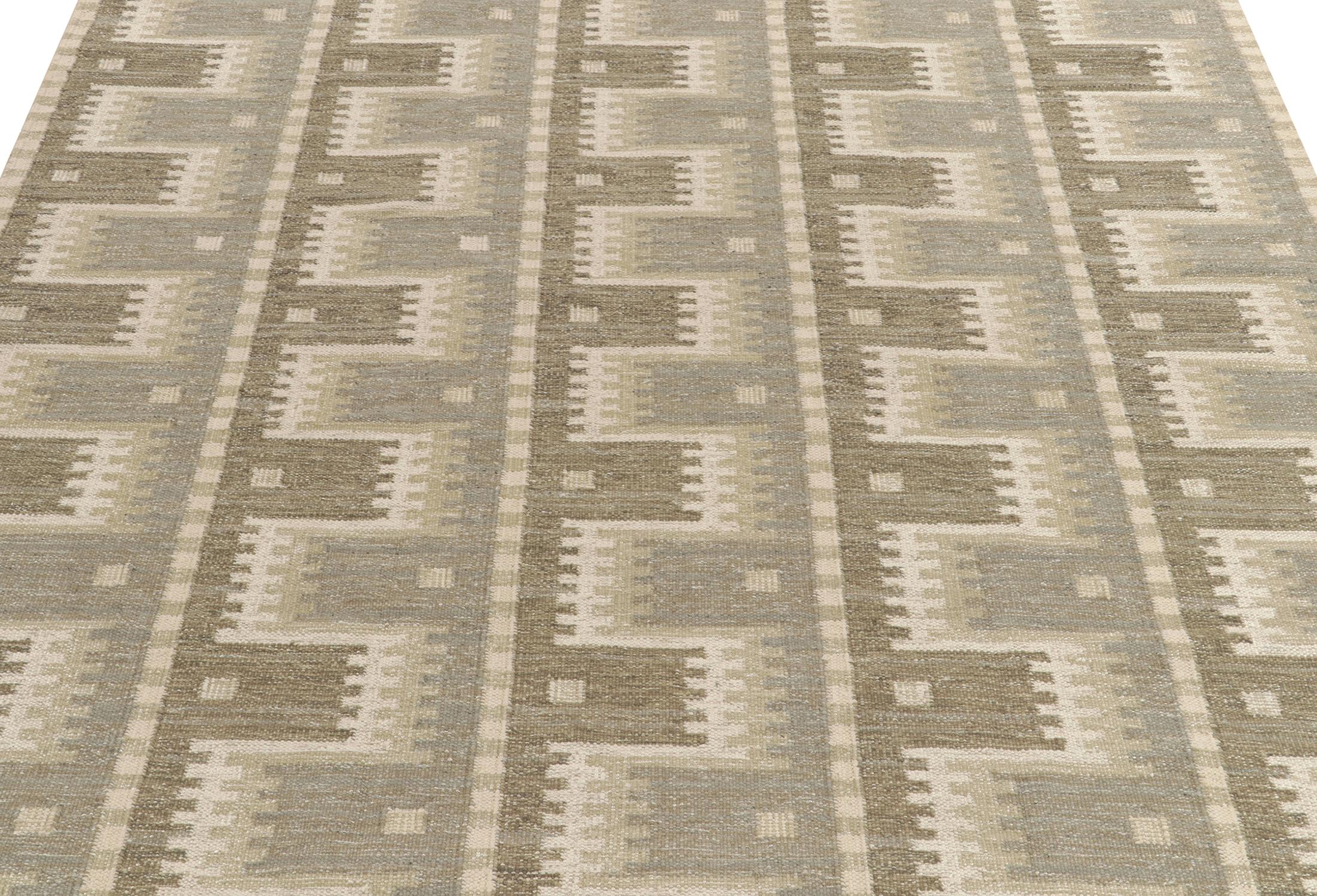 Indian Rug & Kilim's Scandinavian Style Custom Kilim in Greige Geometric Pattern For Sale