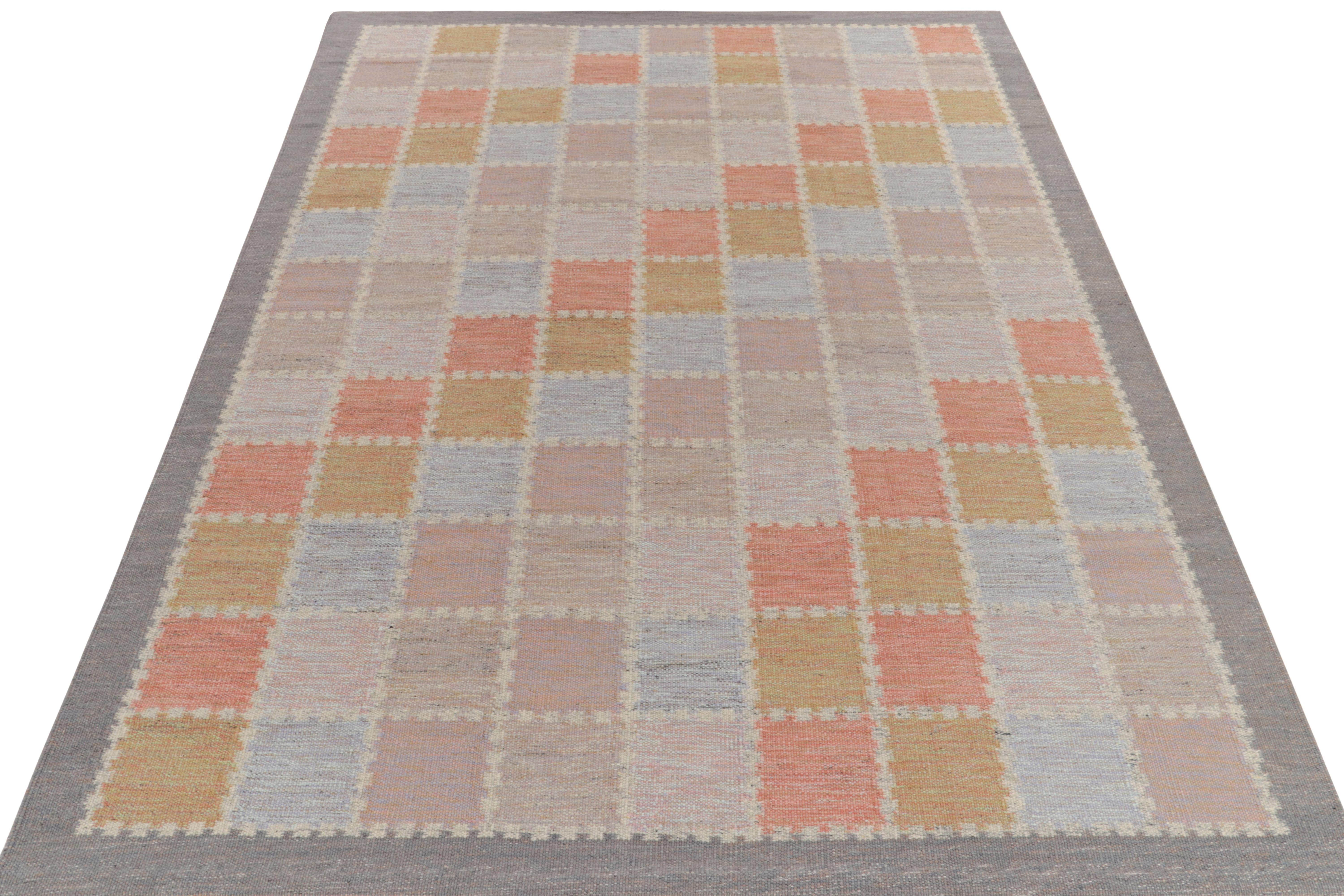Handwoven in wool, a smart Scandinavian style kilim rug design from our award-winning flatweave selections of the titular custom collection. This former 9x12 exemplifies a symmetric geometric pattern in alternating tones of handsome gray, light