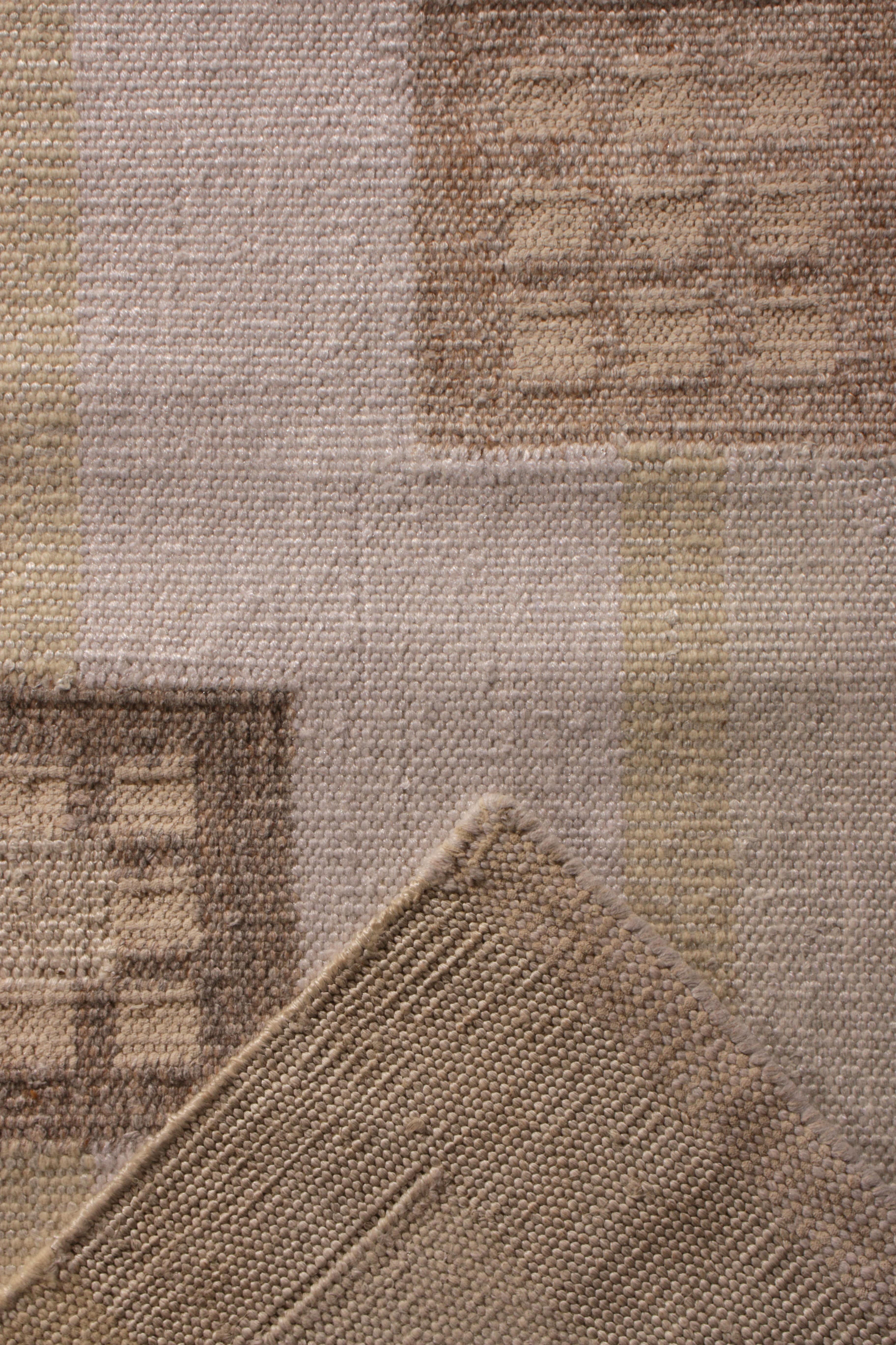 Flachgewebter Teppich & Kelim im skandinavischen Stil in Grau und Blau mit geometrischem Muster (Handgewebt) im Angebot