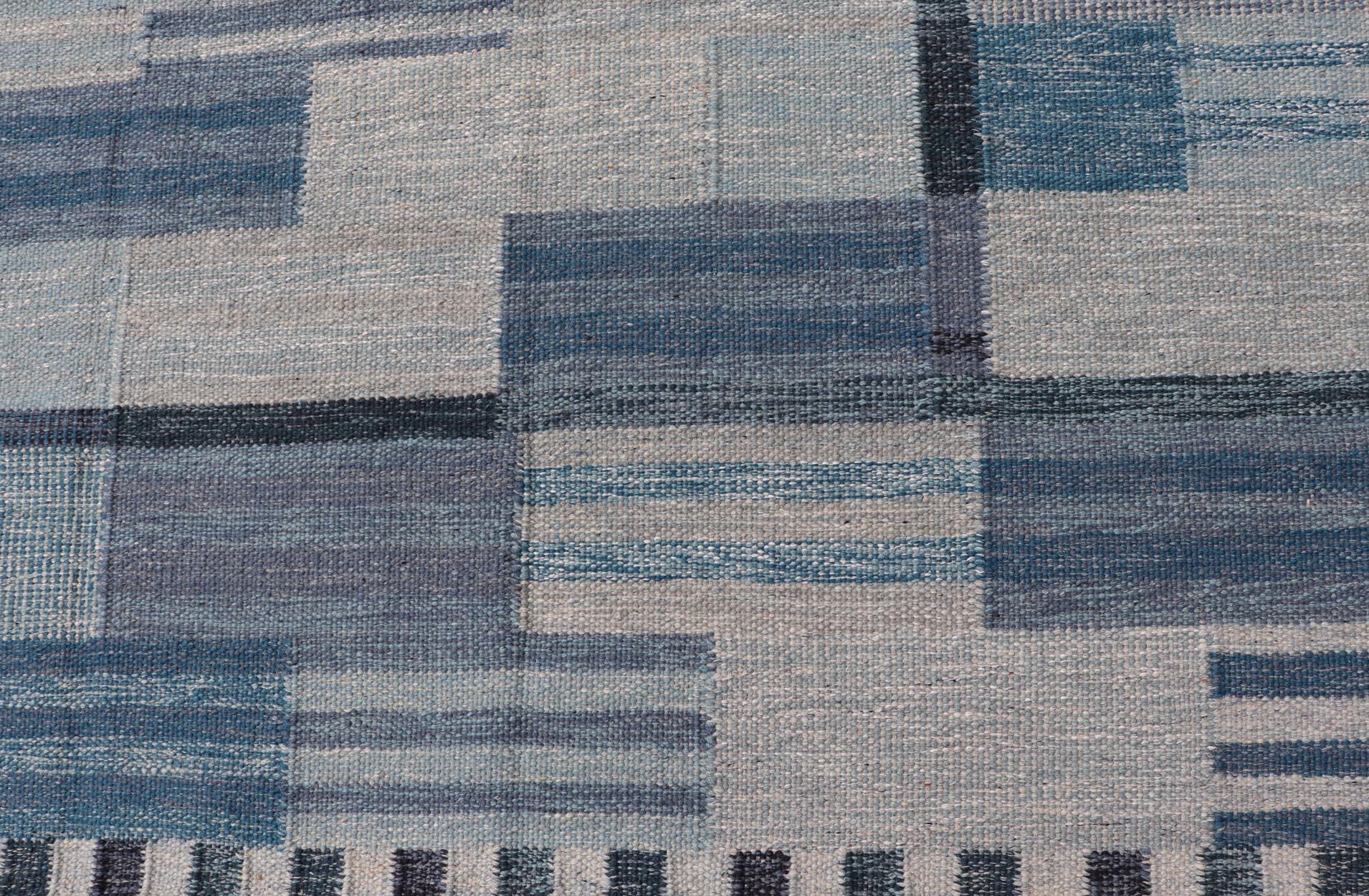 Skandinavischer Flachgewebe-Teppich im skandinavischen Stil mit modernem Design in Grau, Schwarz und Blau im Angebot 6