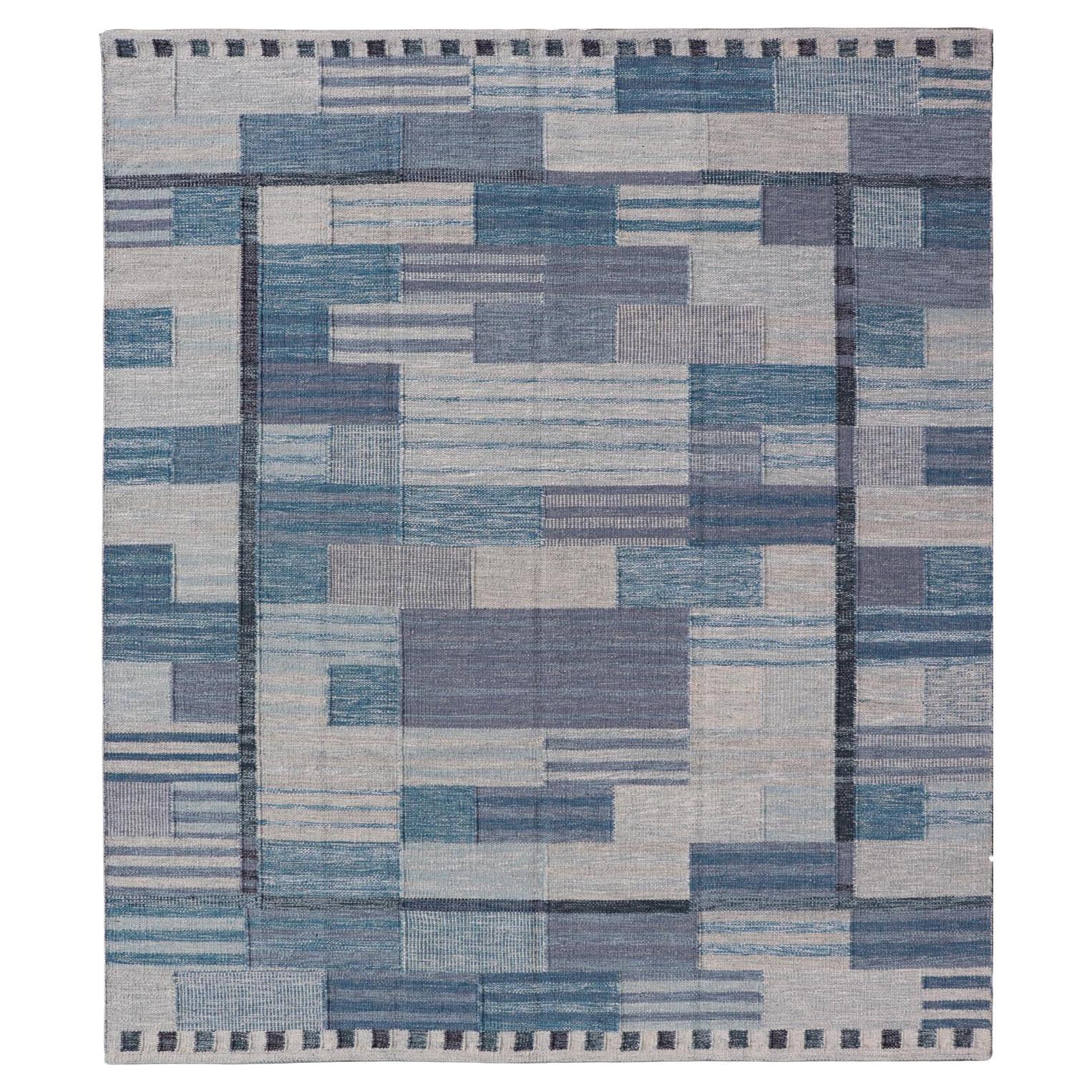 Scandinavian Style Flat-Weave Rug with Modern Design in Gray, Black, And Blues For Sale